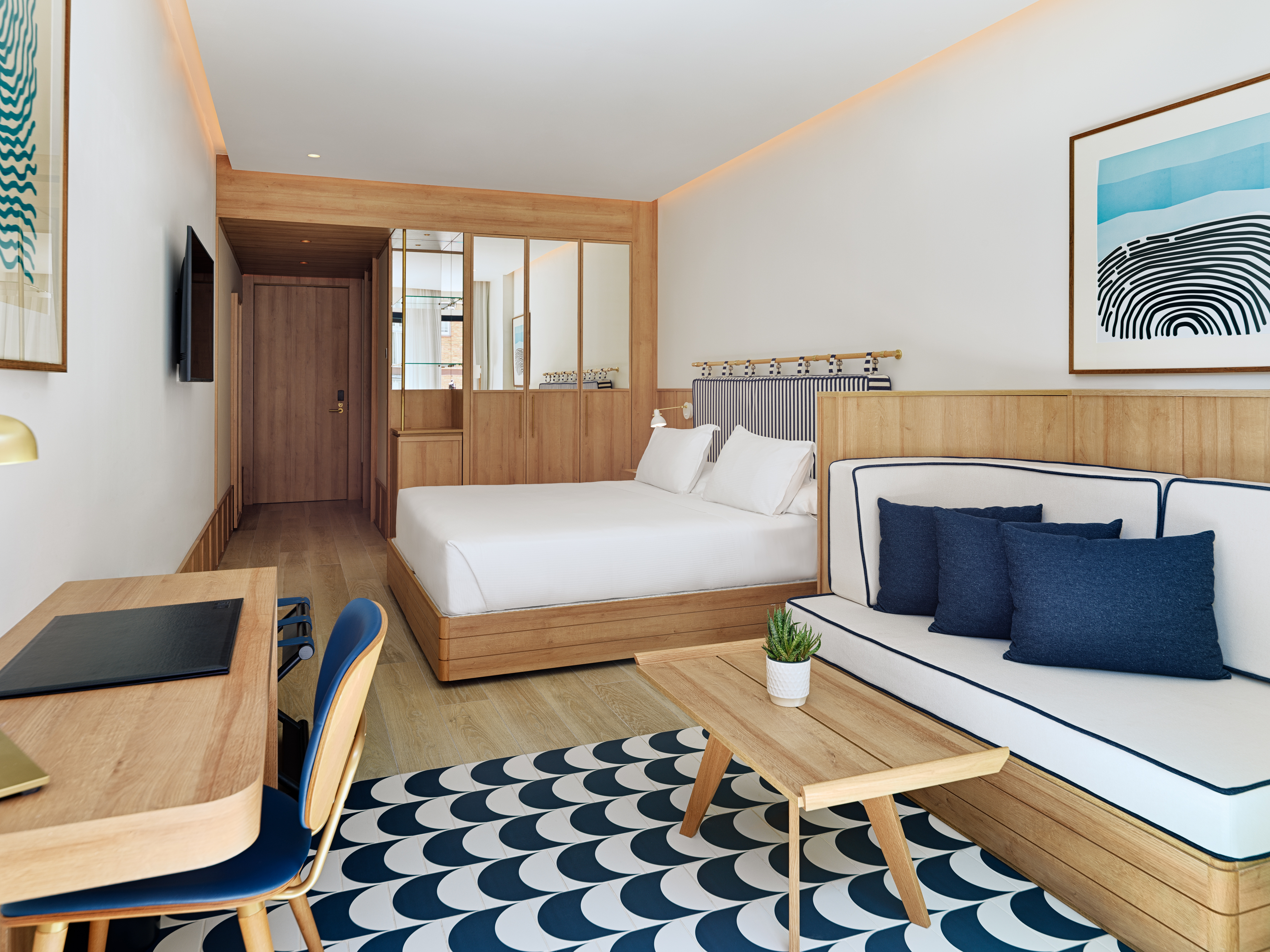 Double Classic with Terrace