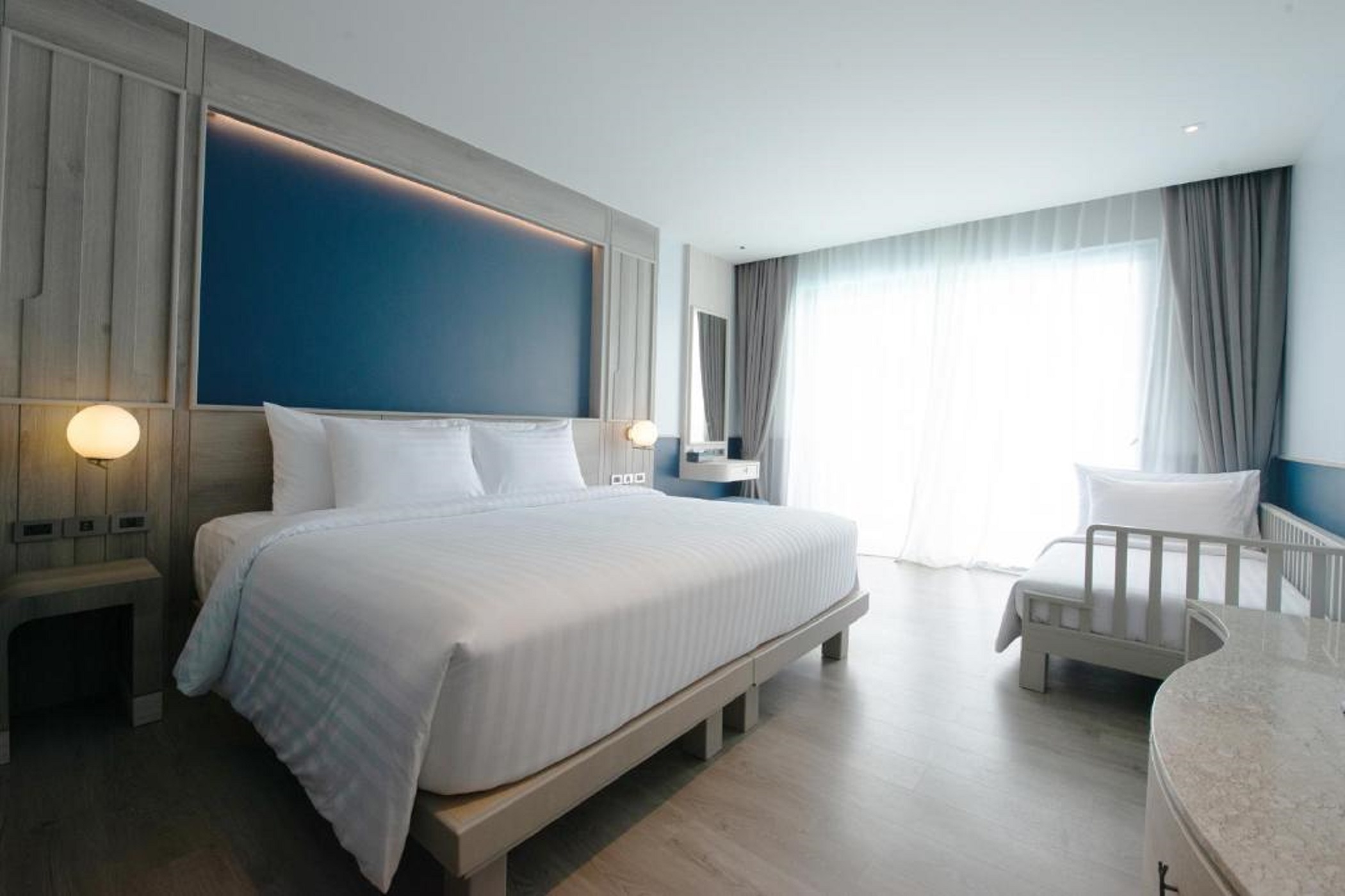 Double or Twin Deluxe Pool View