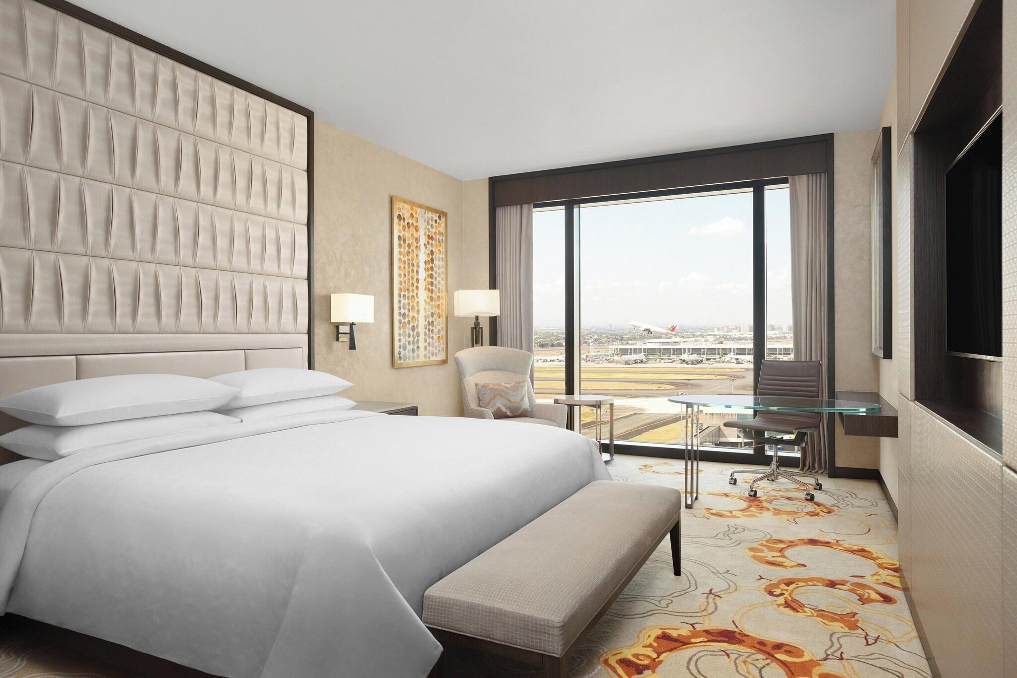 Suite King Bed One Bedroom 