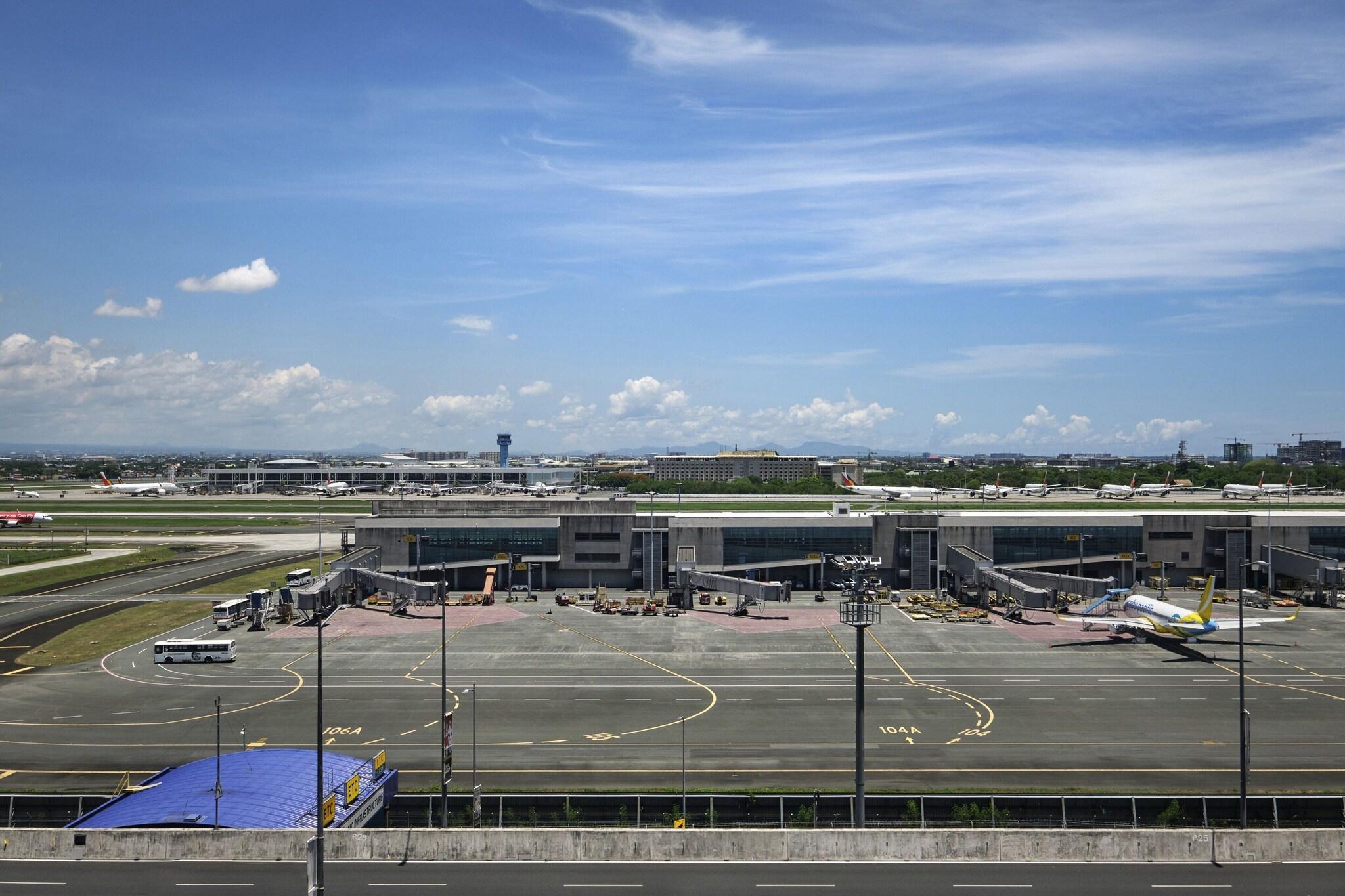 Double Club King Bed