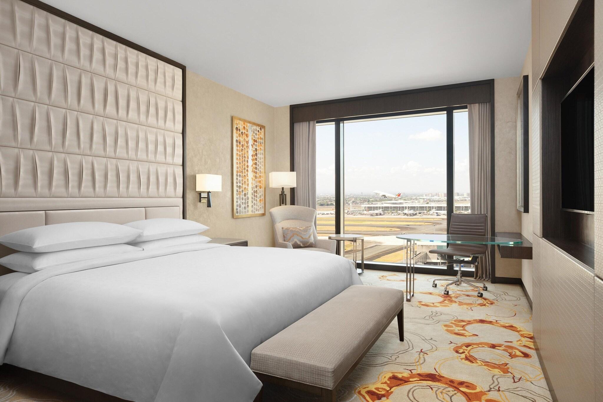 Suite King Bed One Bedroom 