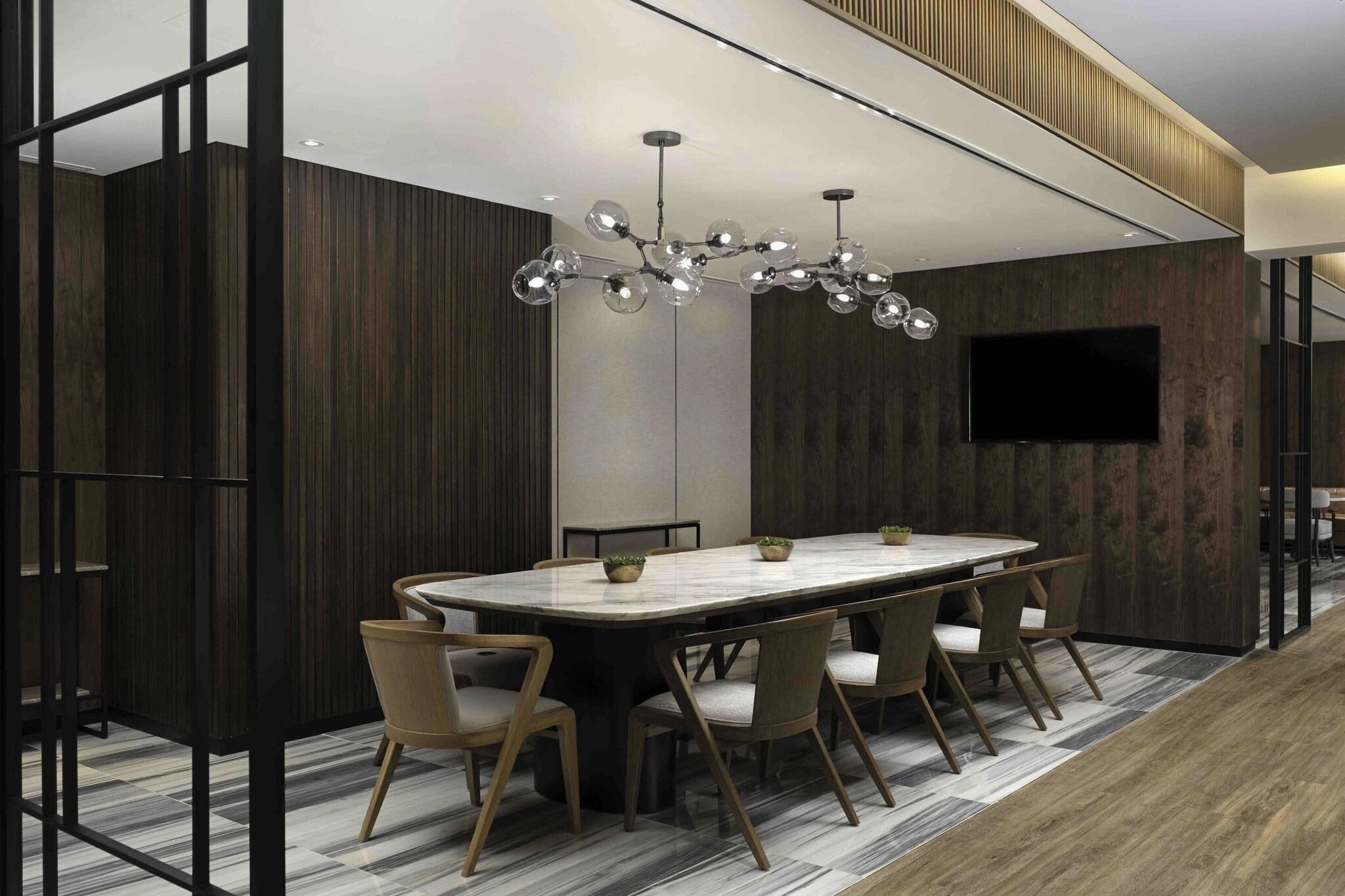 Suite Executive City View