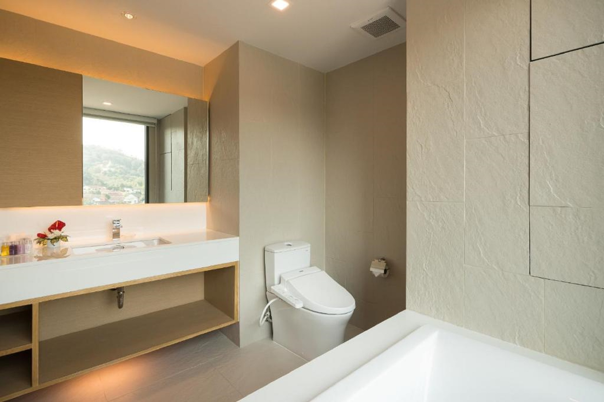 Junior Suite with Views