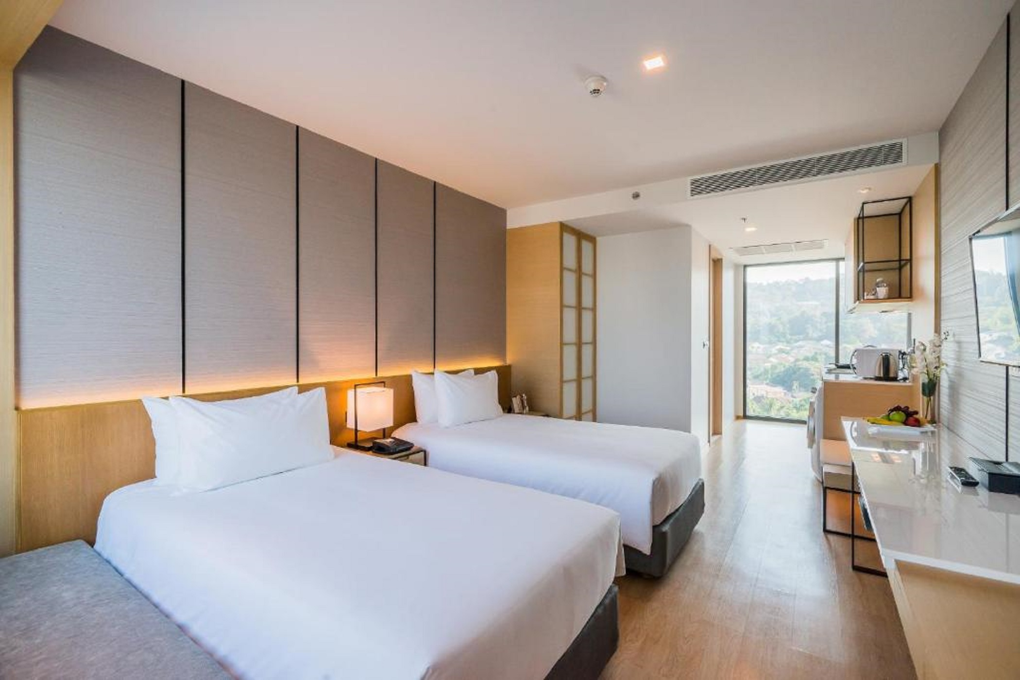 Junior Suite with Views