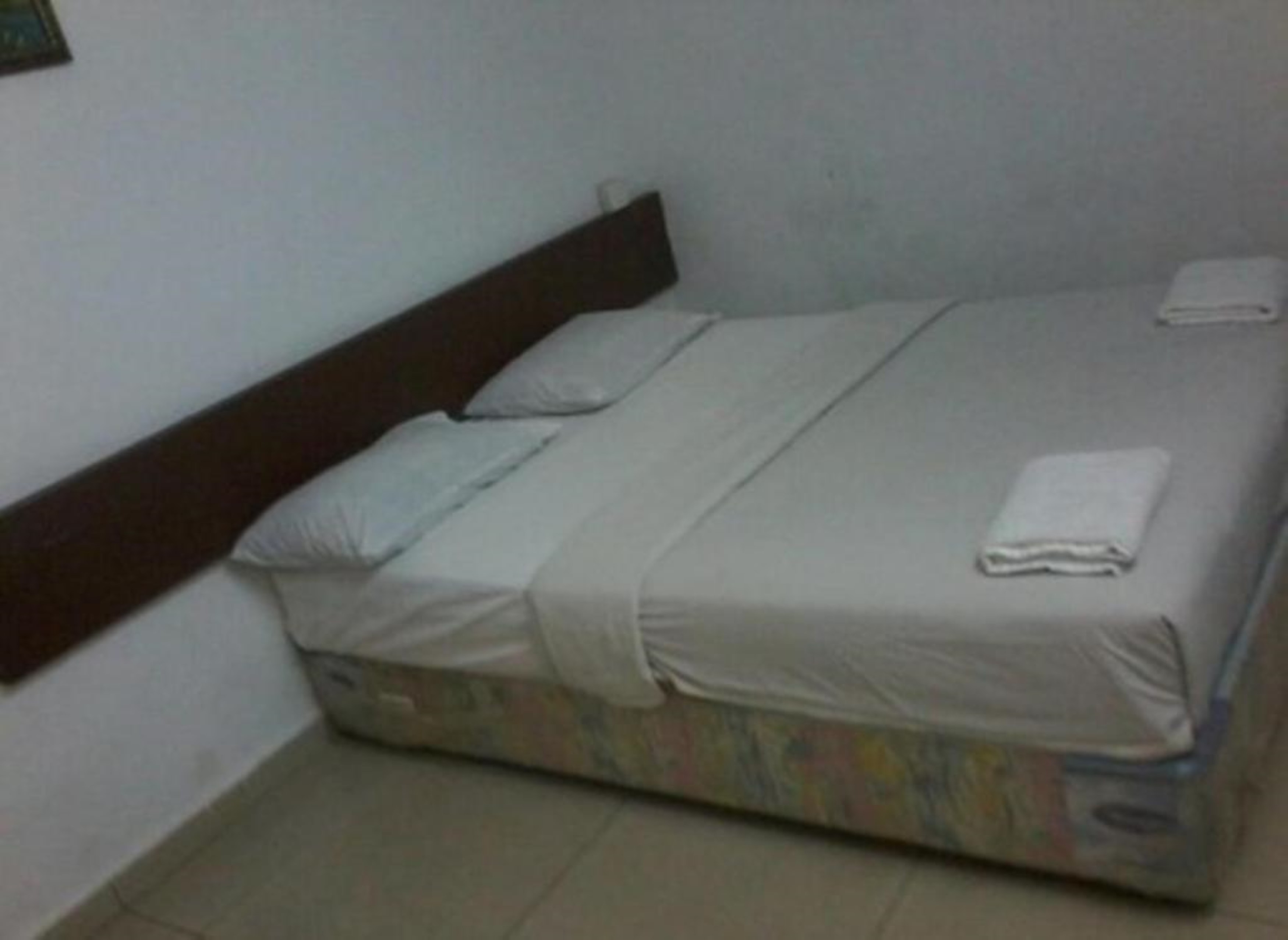 Double Queen Size Bed