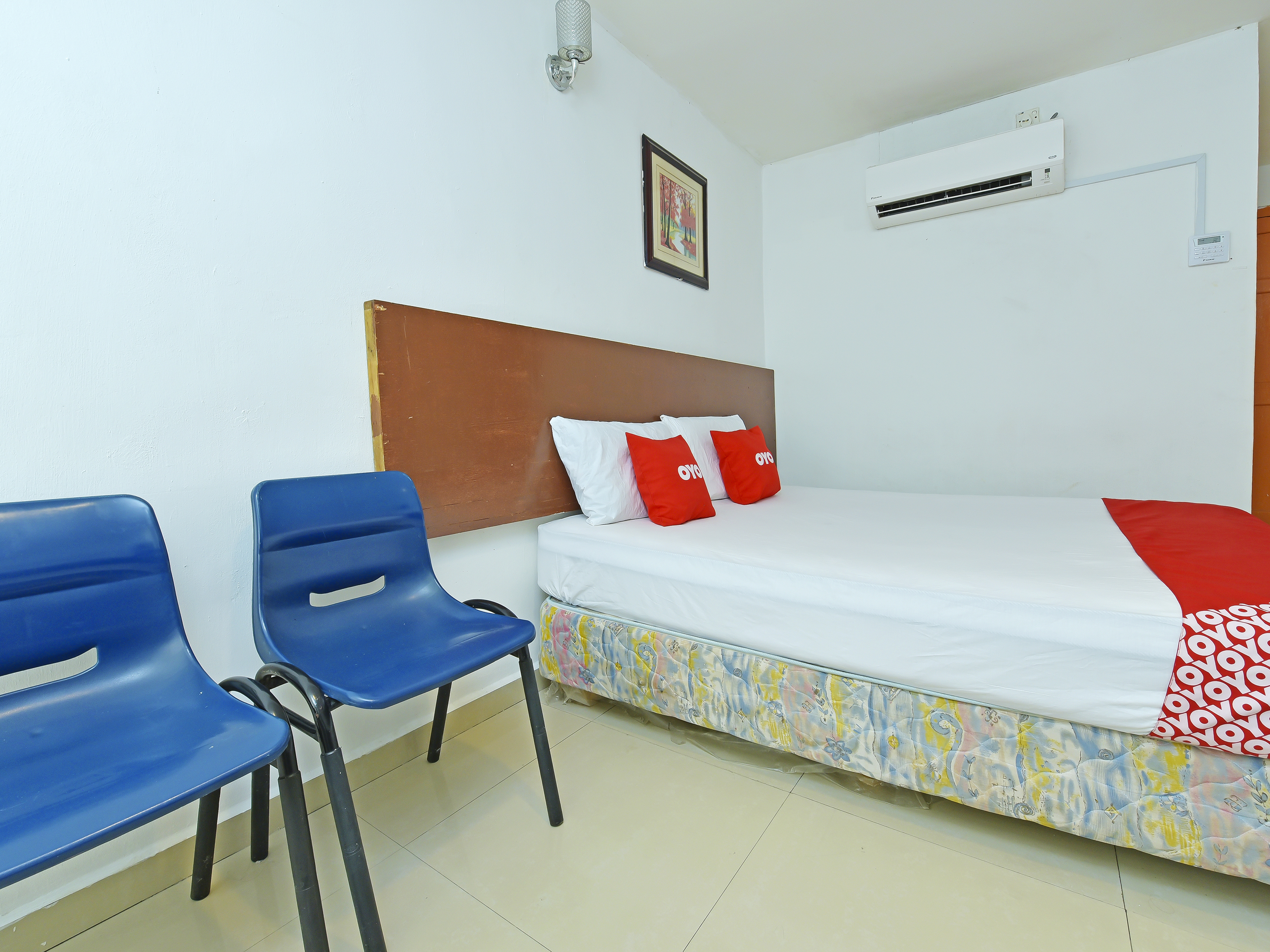 Double Deluxe Queen Bed