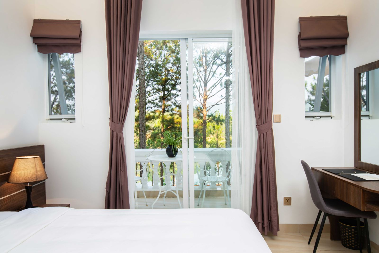 Double or Twin Deluxe Lake View