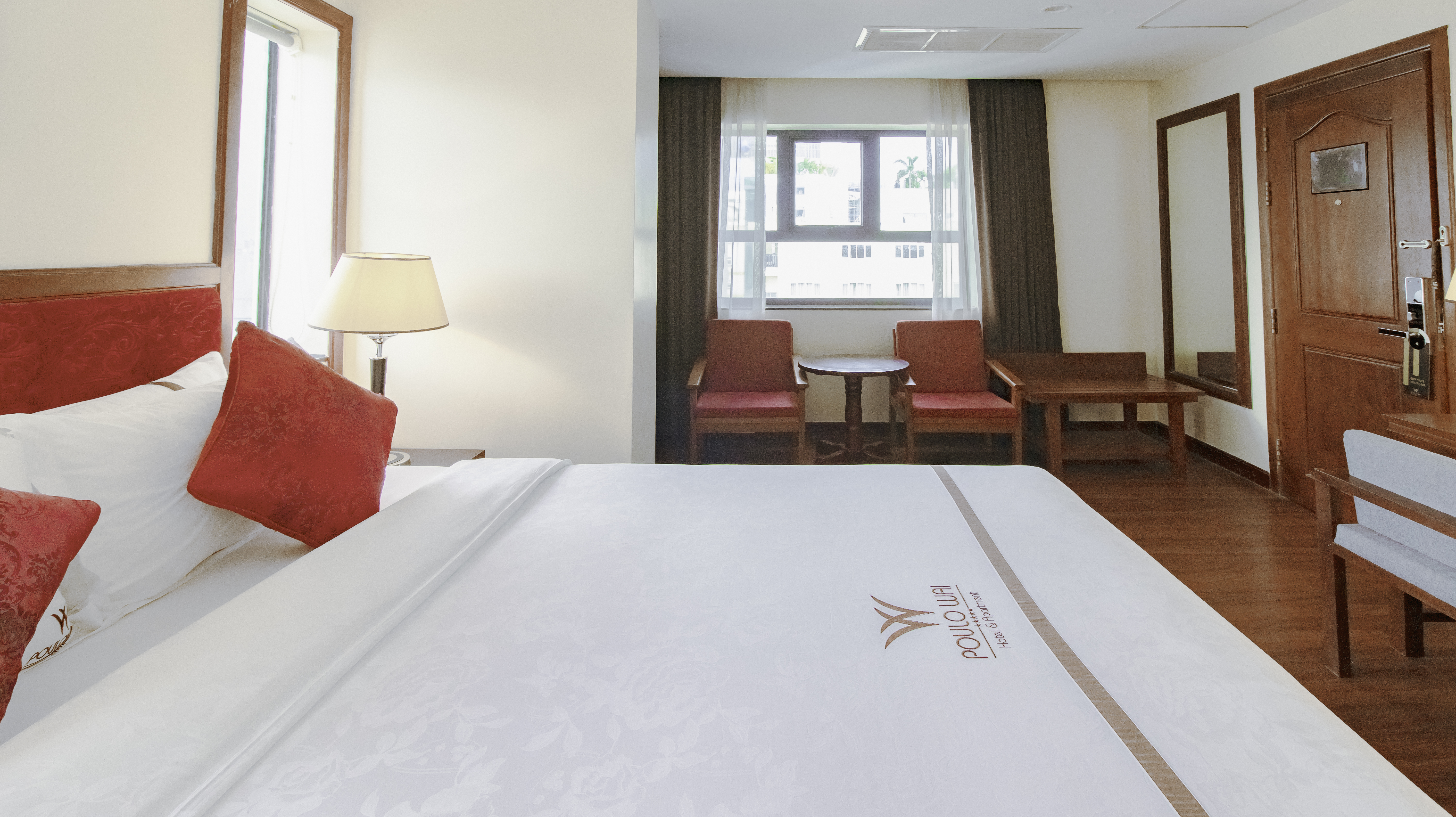 Single Deluxe with Views