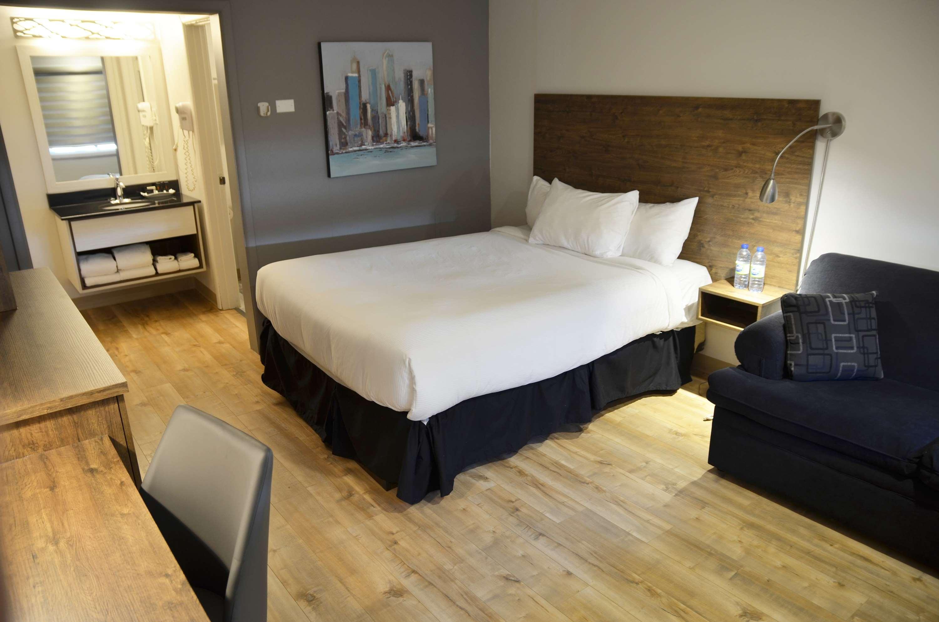 Room King Bed Non Smoking