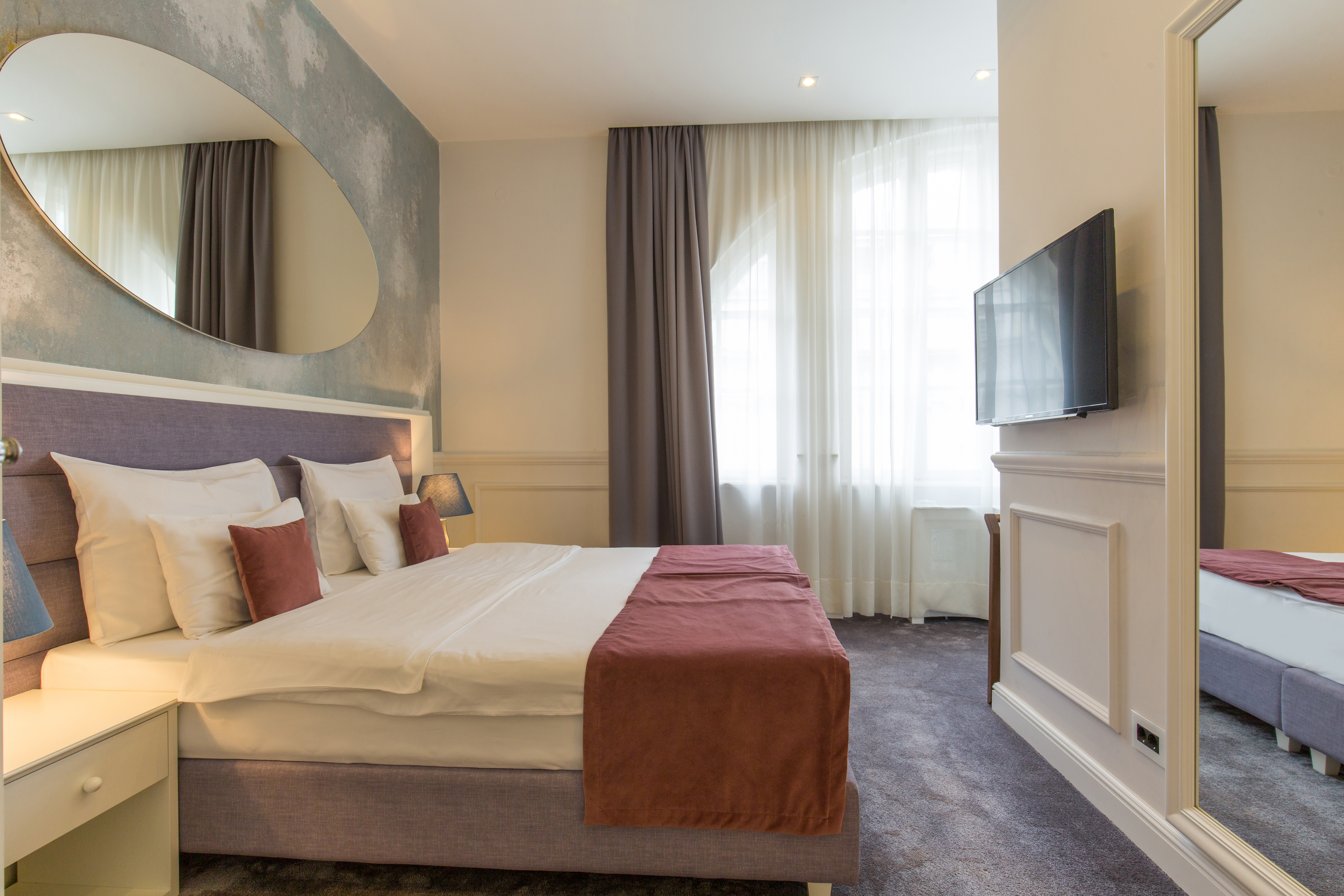 Double or Twin Standard