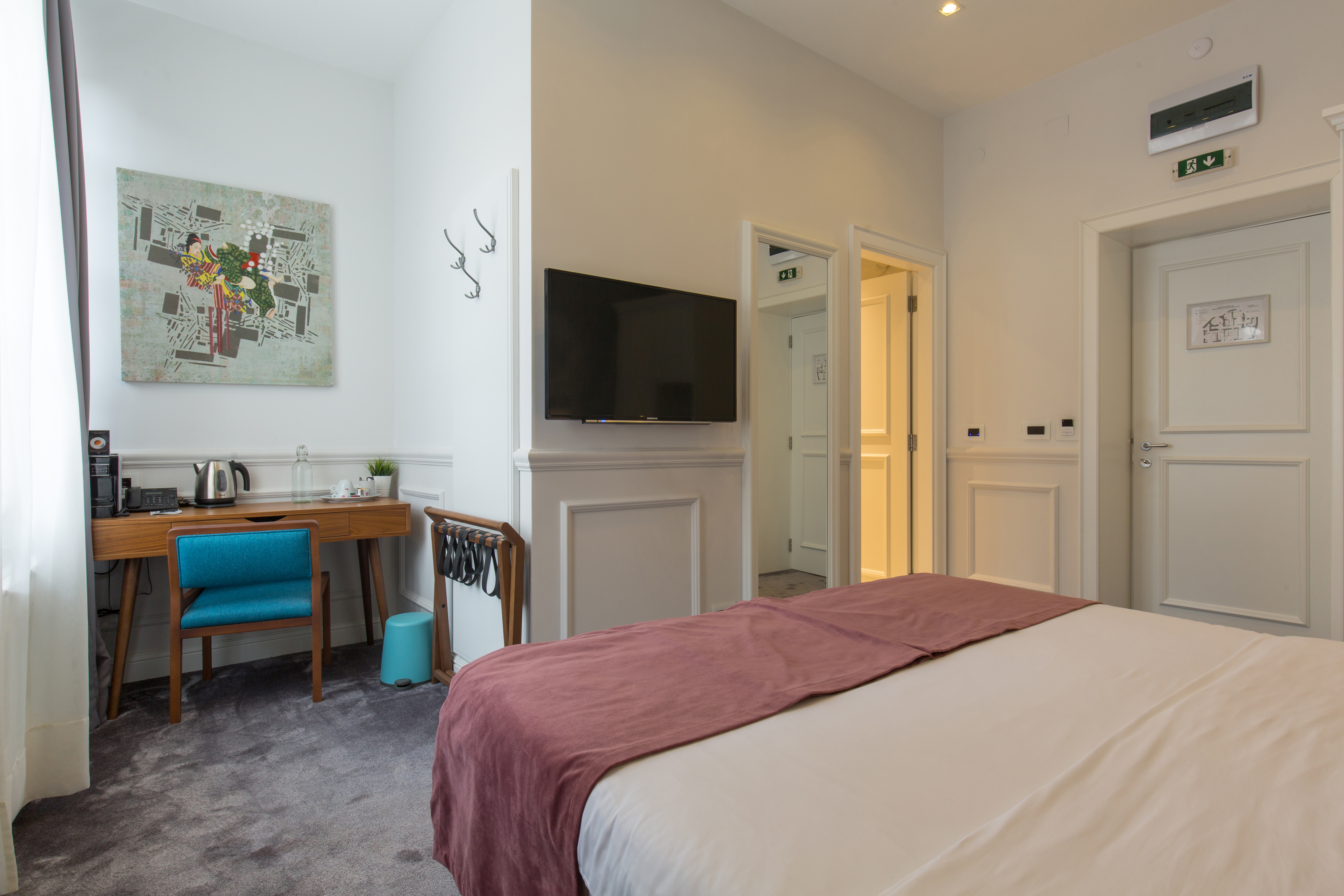 Double or Twin Standard