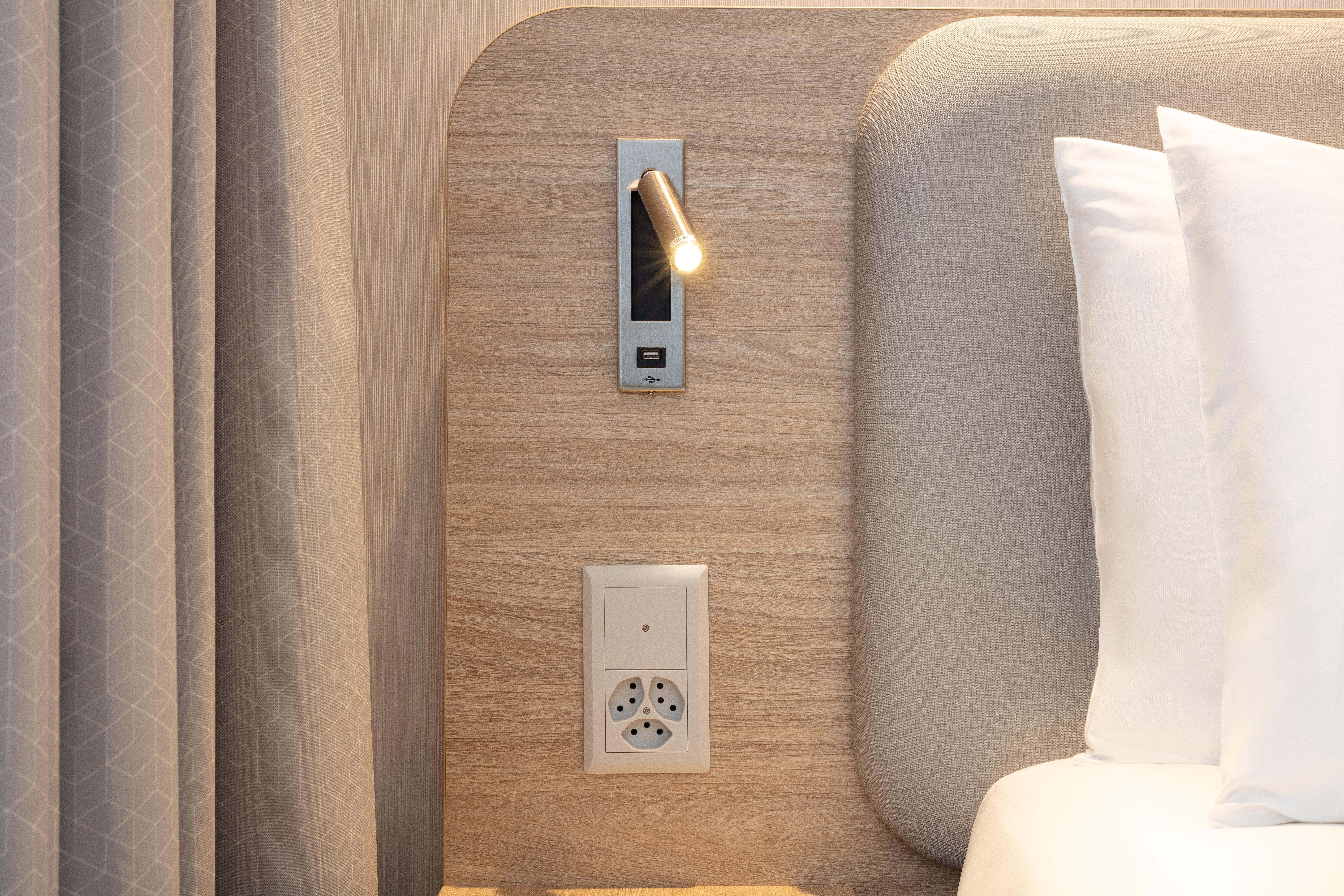 Double or Twin Standard