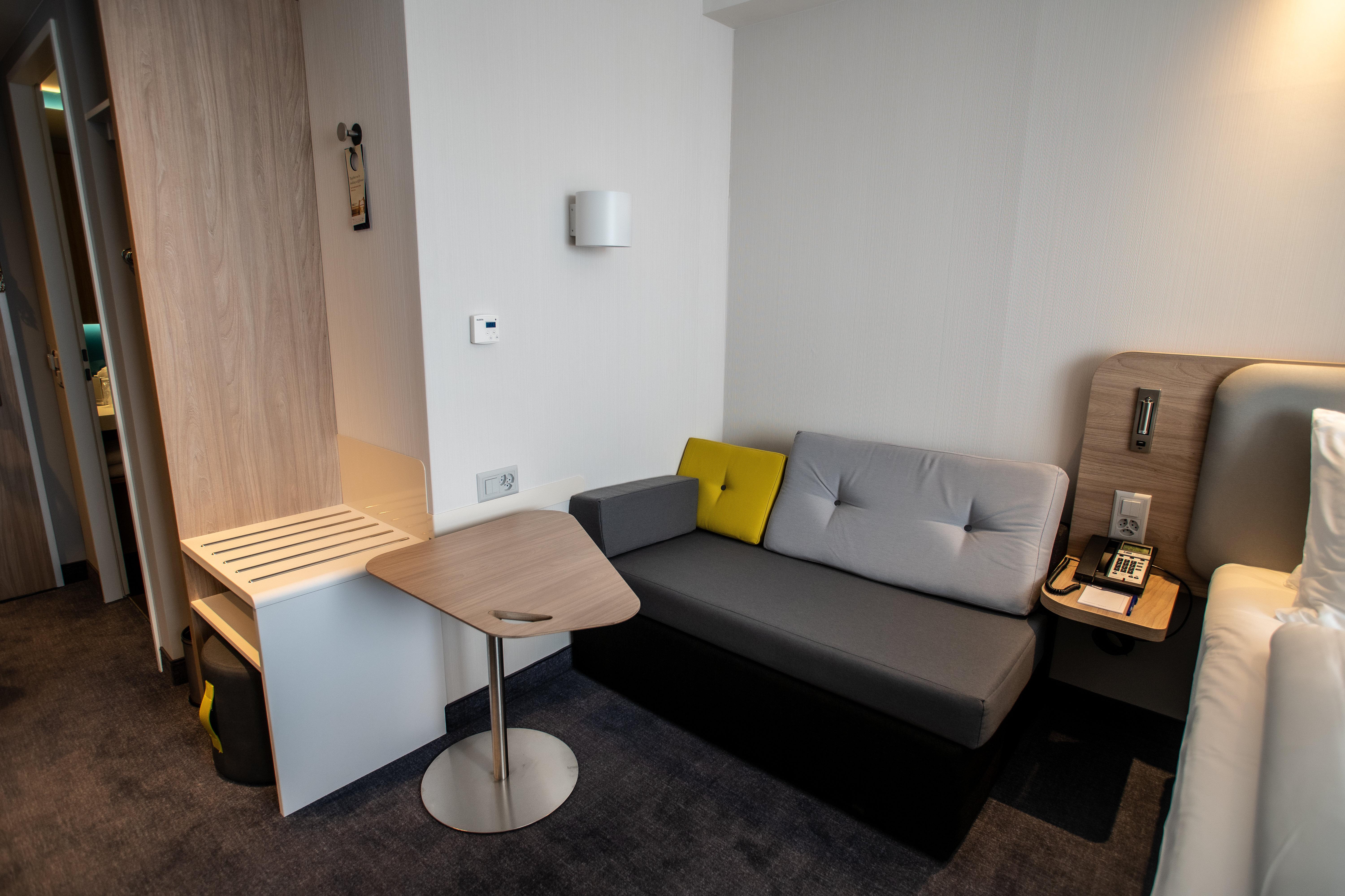 Double Queen Size Bed