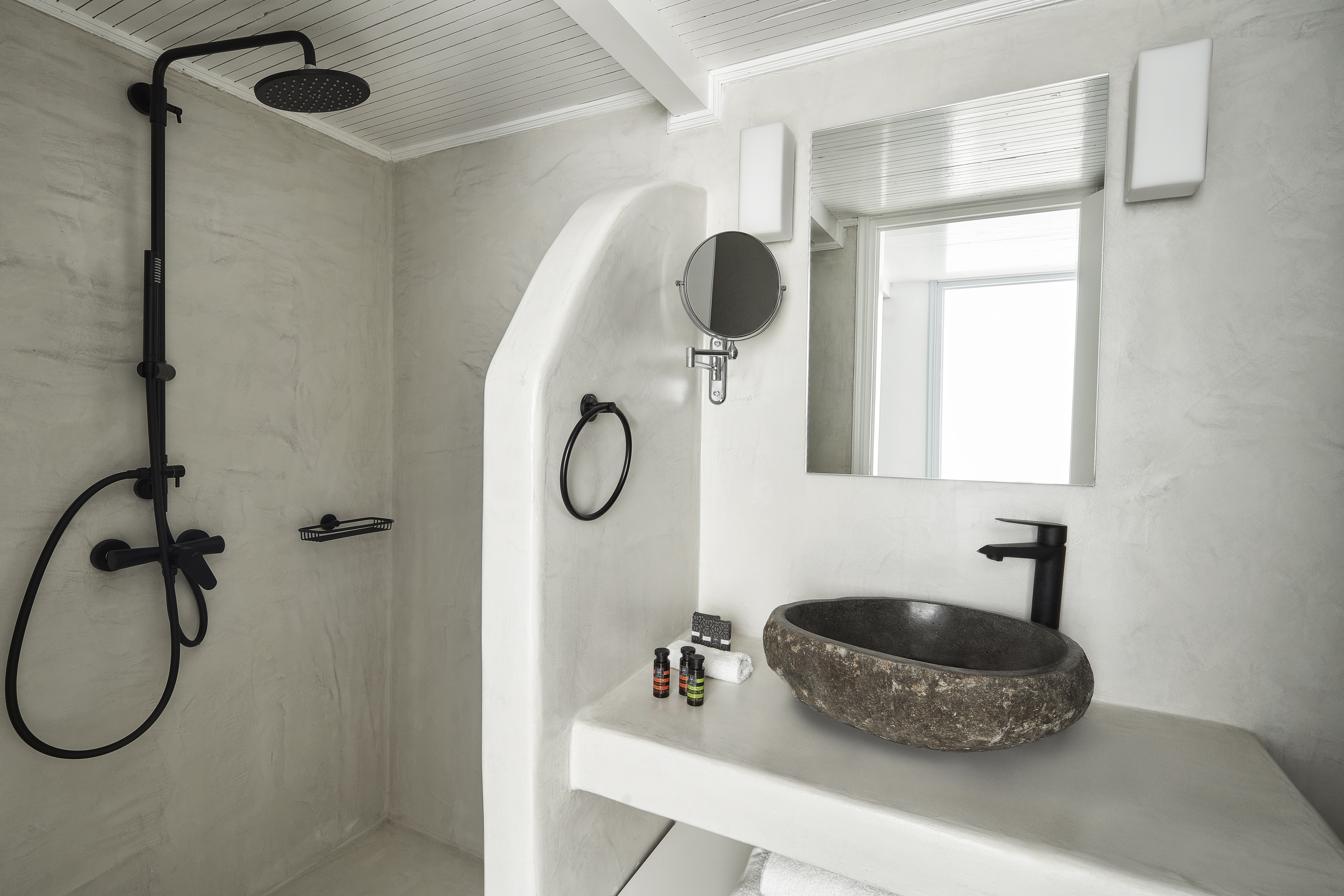 Suite Ocean View Two Double Beds