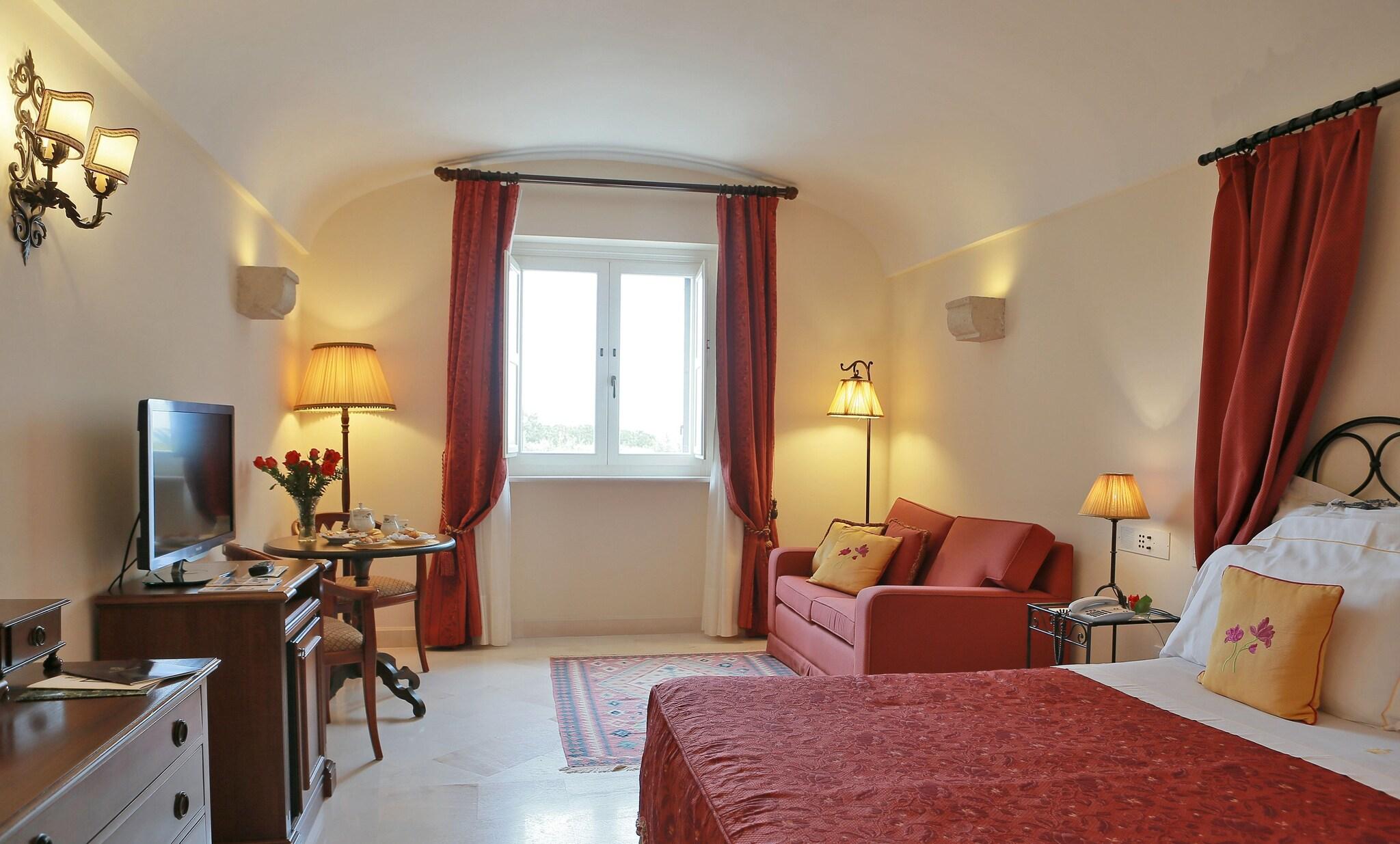 Double Deluxe King Bed