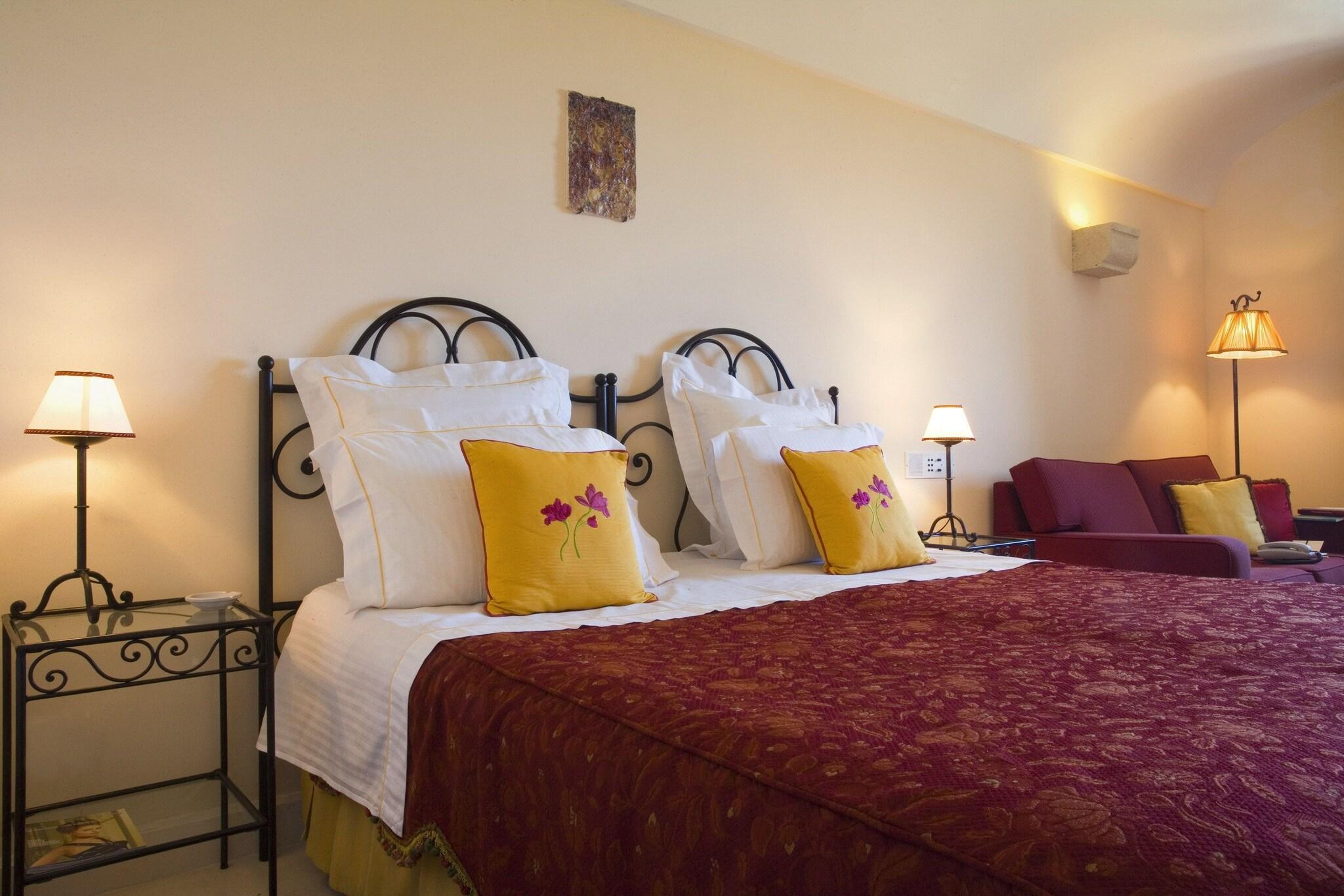 Double Deluxe King Bed