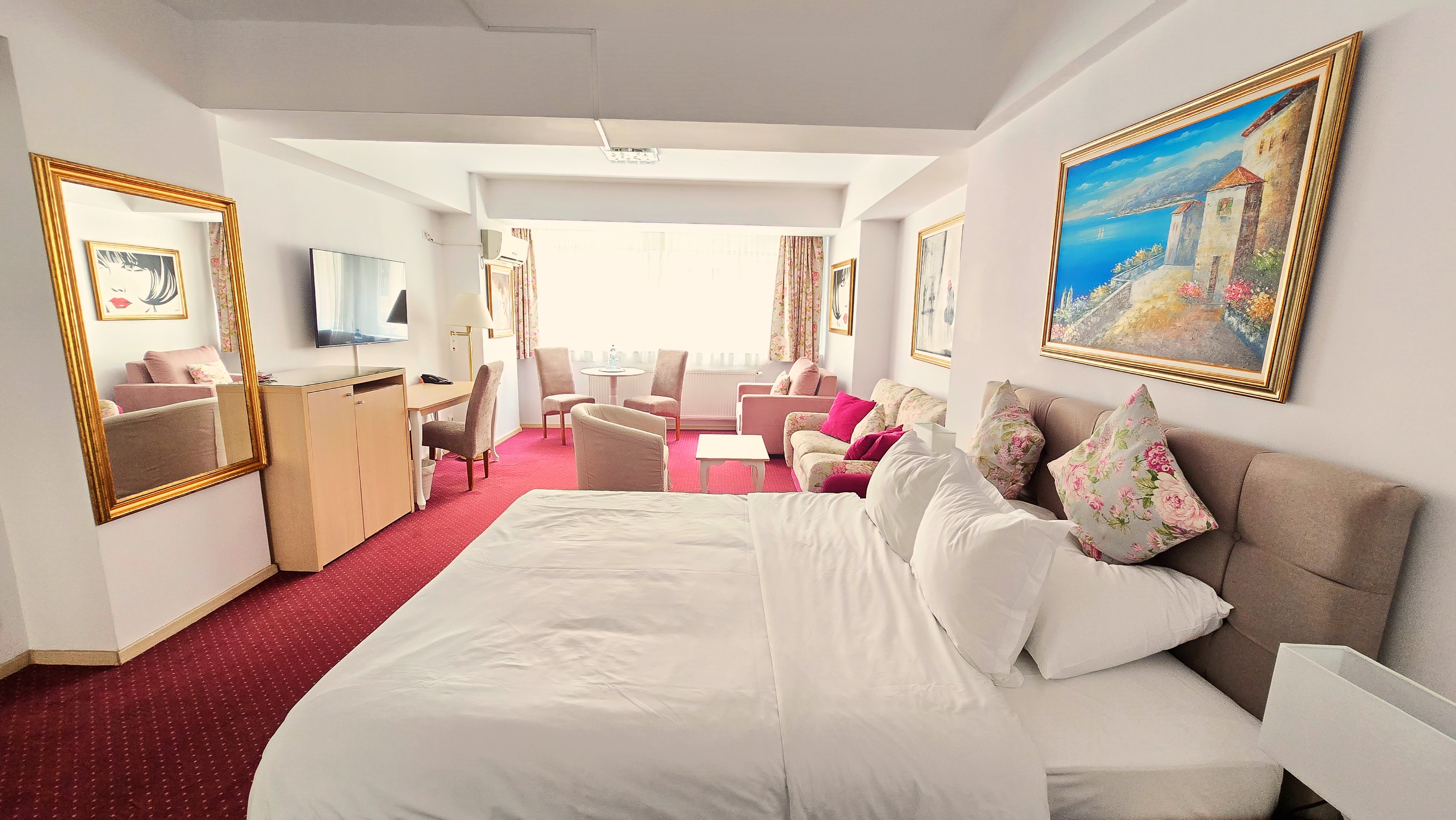 Double Superior King Bed