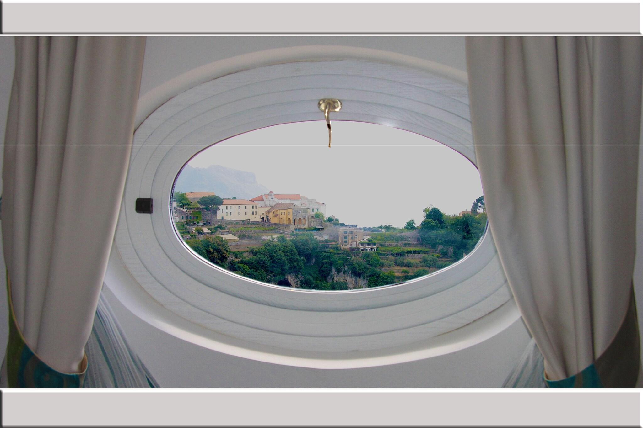 Junior Suite Sea View King Bed