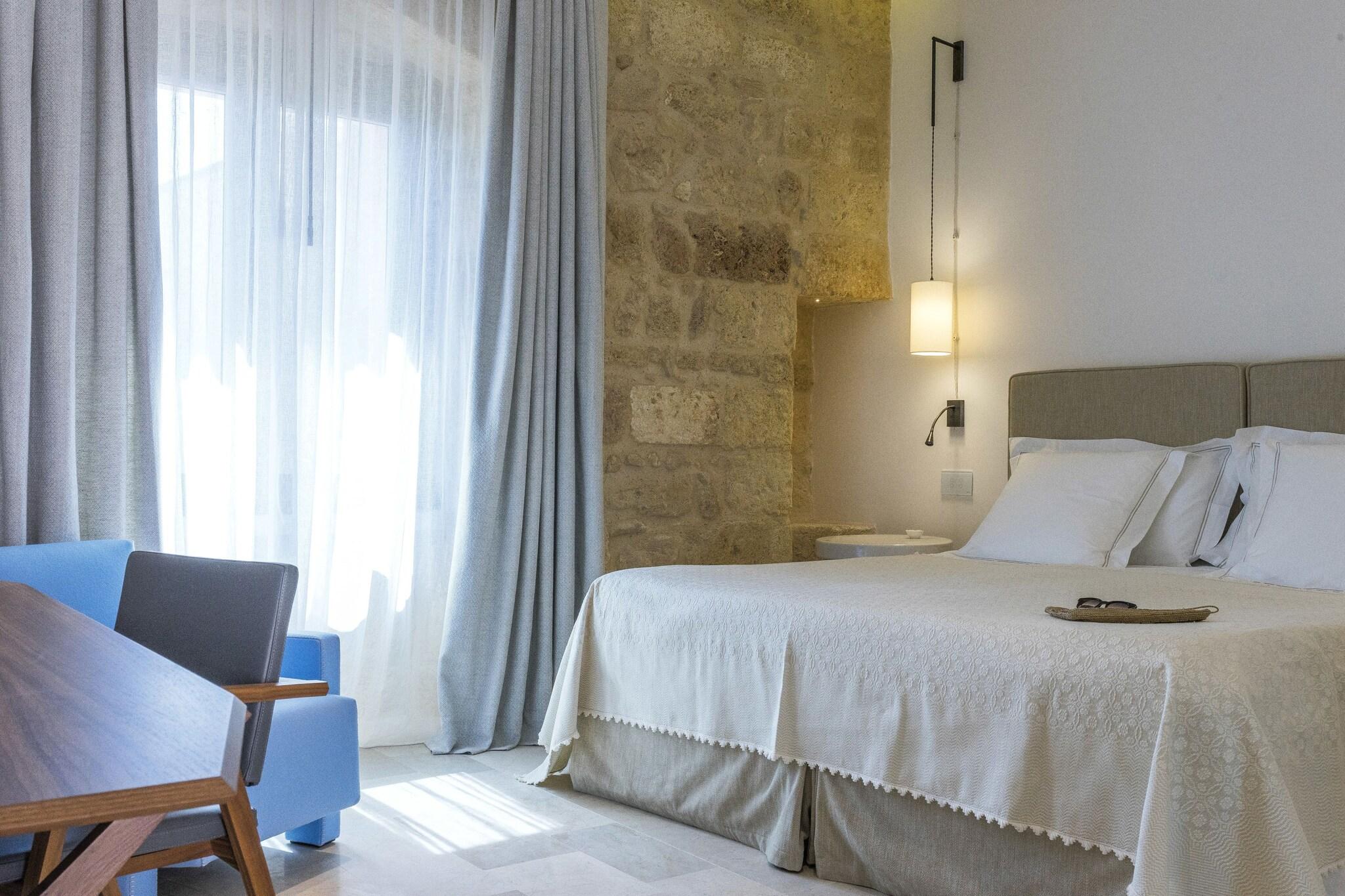 Double King Size Bed