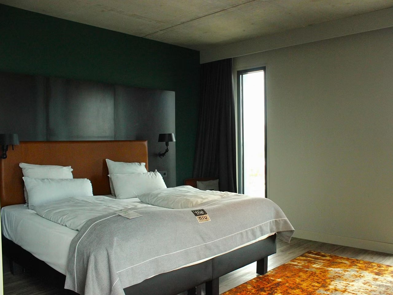 Double Premium Queen Bed