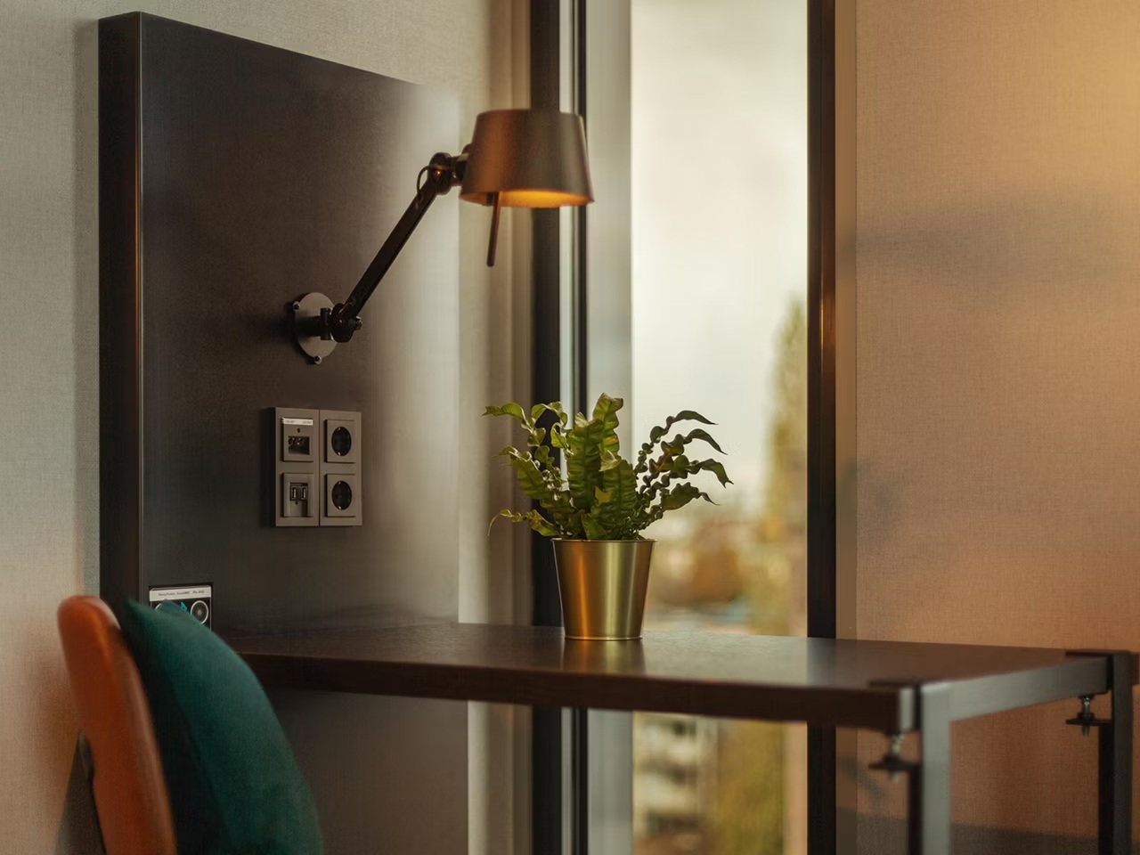 Double Queen Size Bed