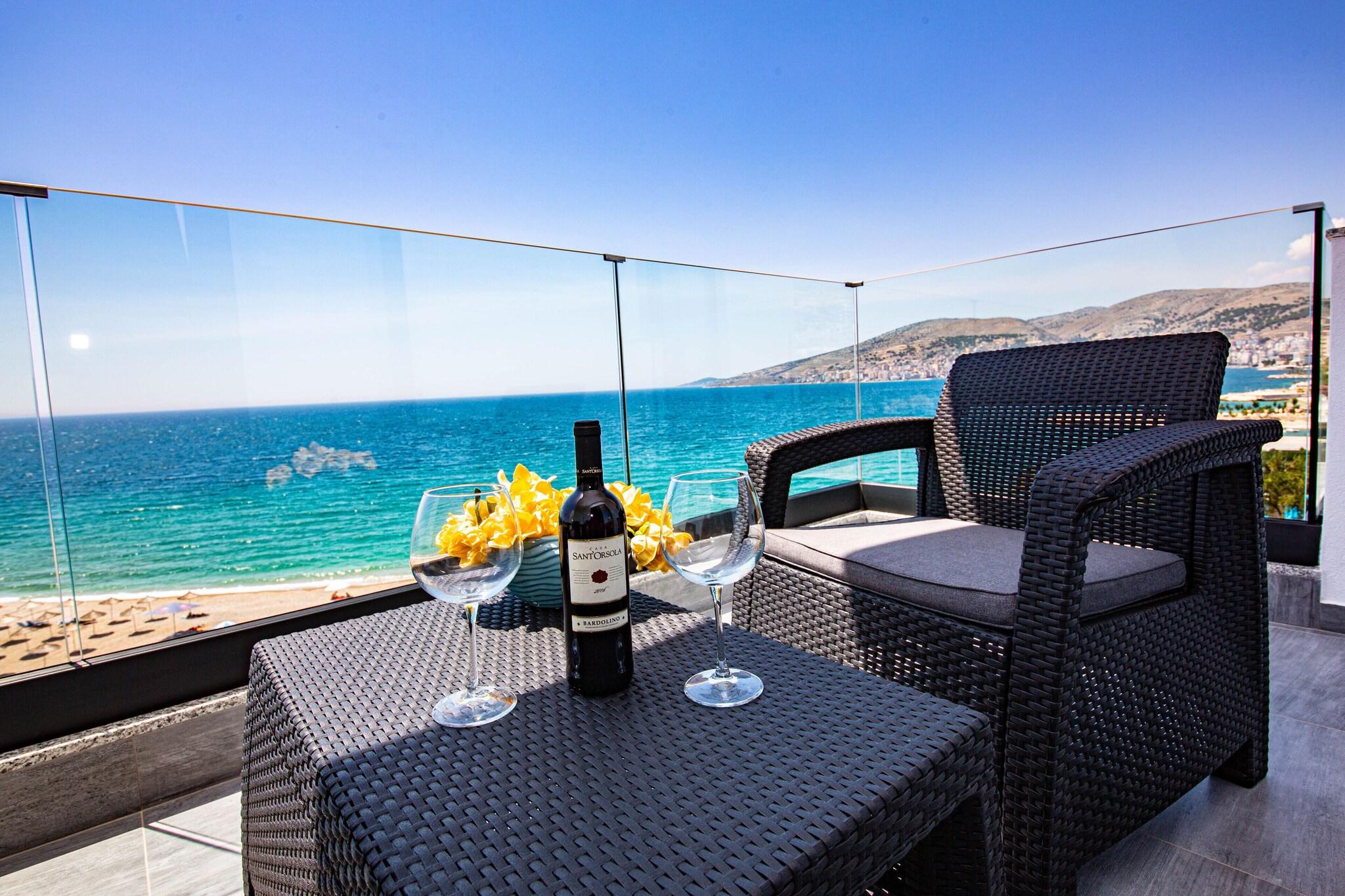 Triple Deluxe King Bed