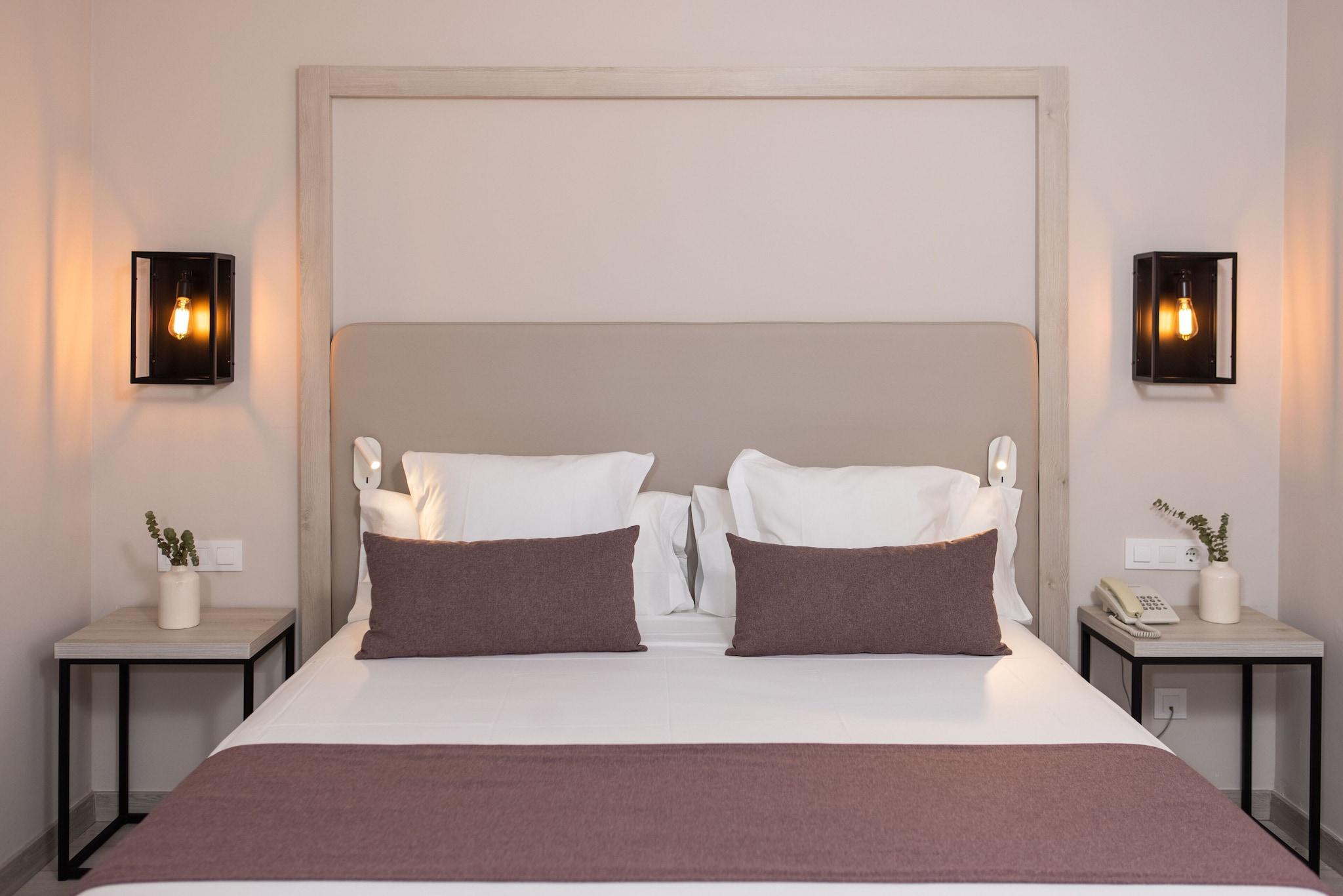 Double Superior Queen Bed