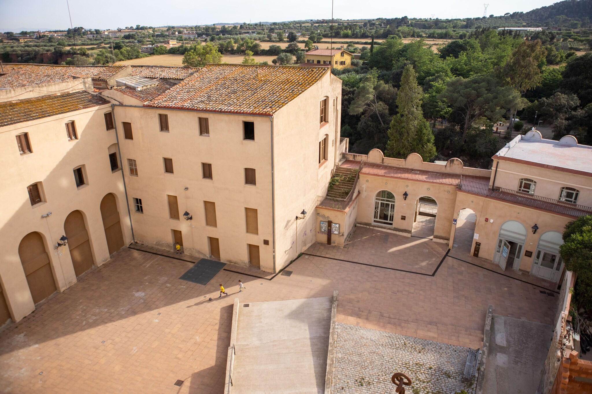 Quadruple Superior Capacity 3