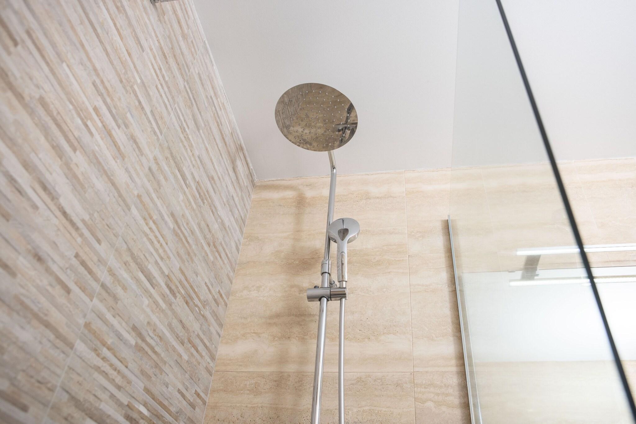 Double Superior Queen Bed