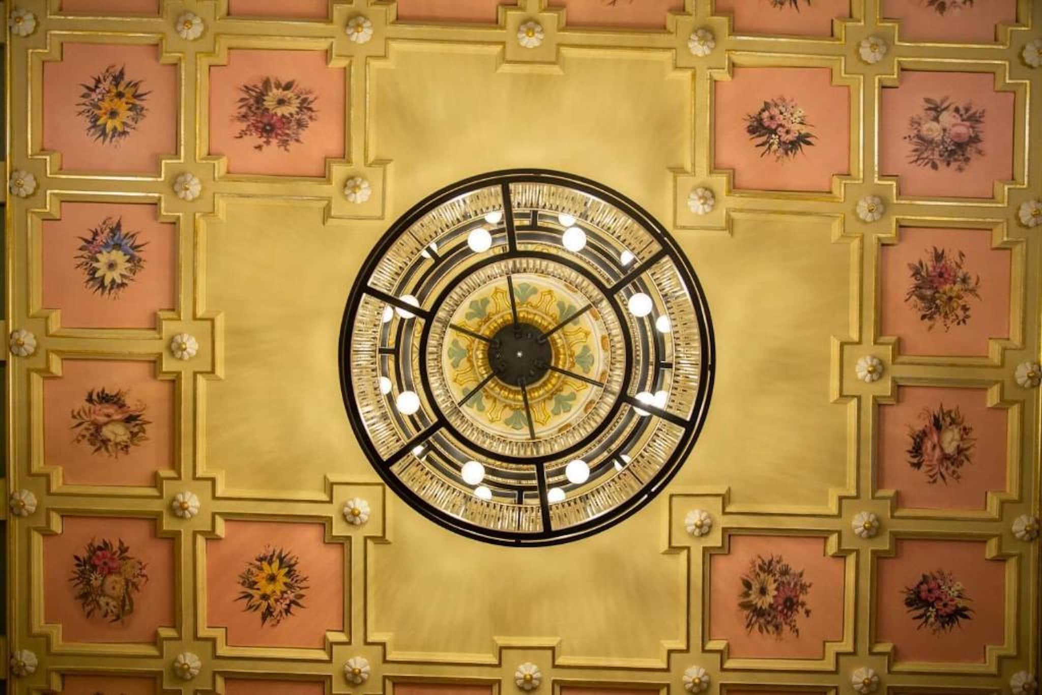 Double Queen Size Bed