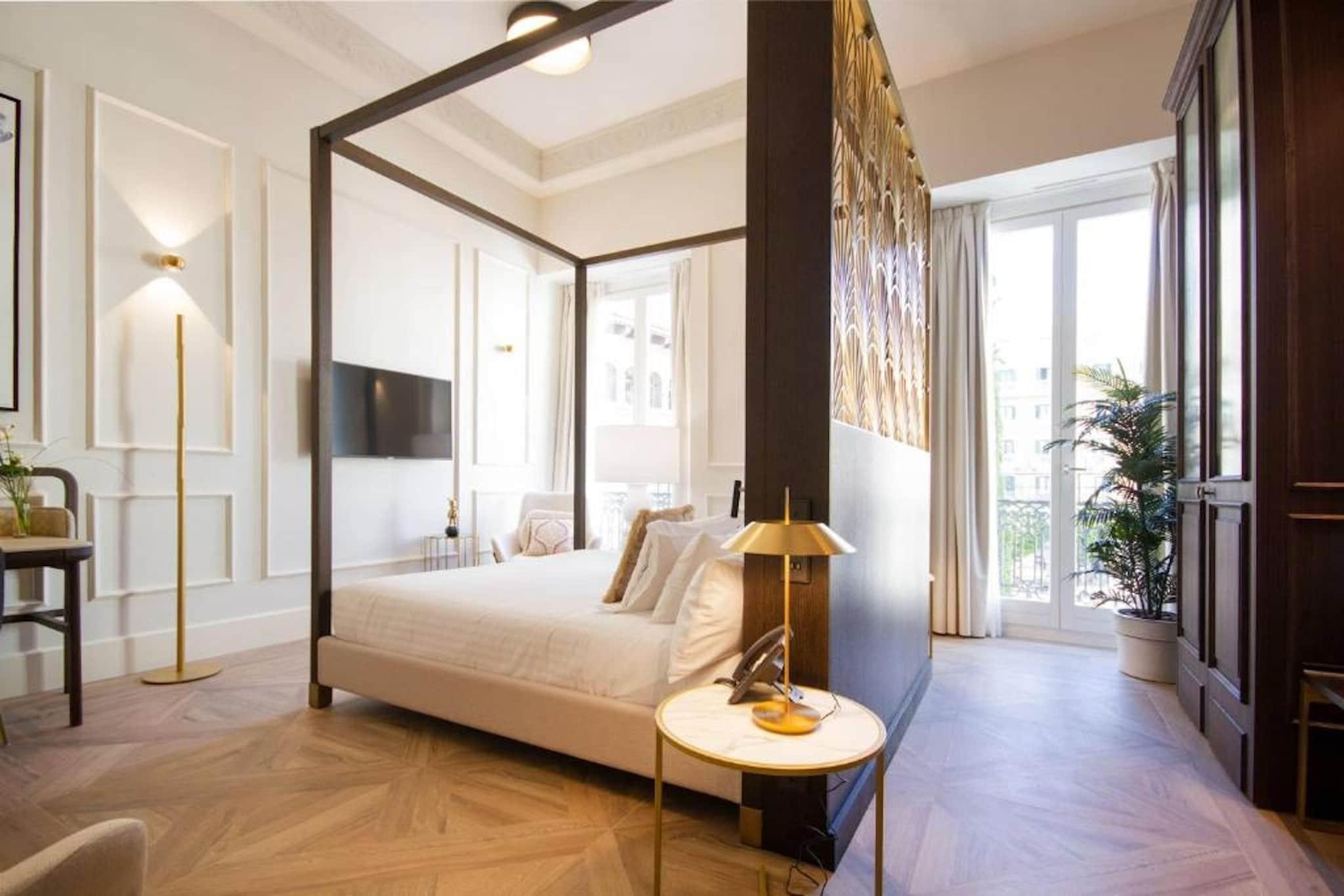 Double Deluxe Queen Bed