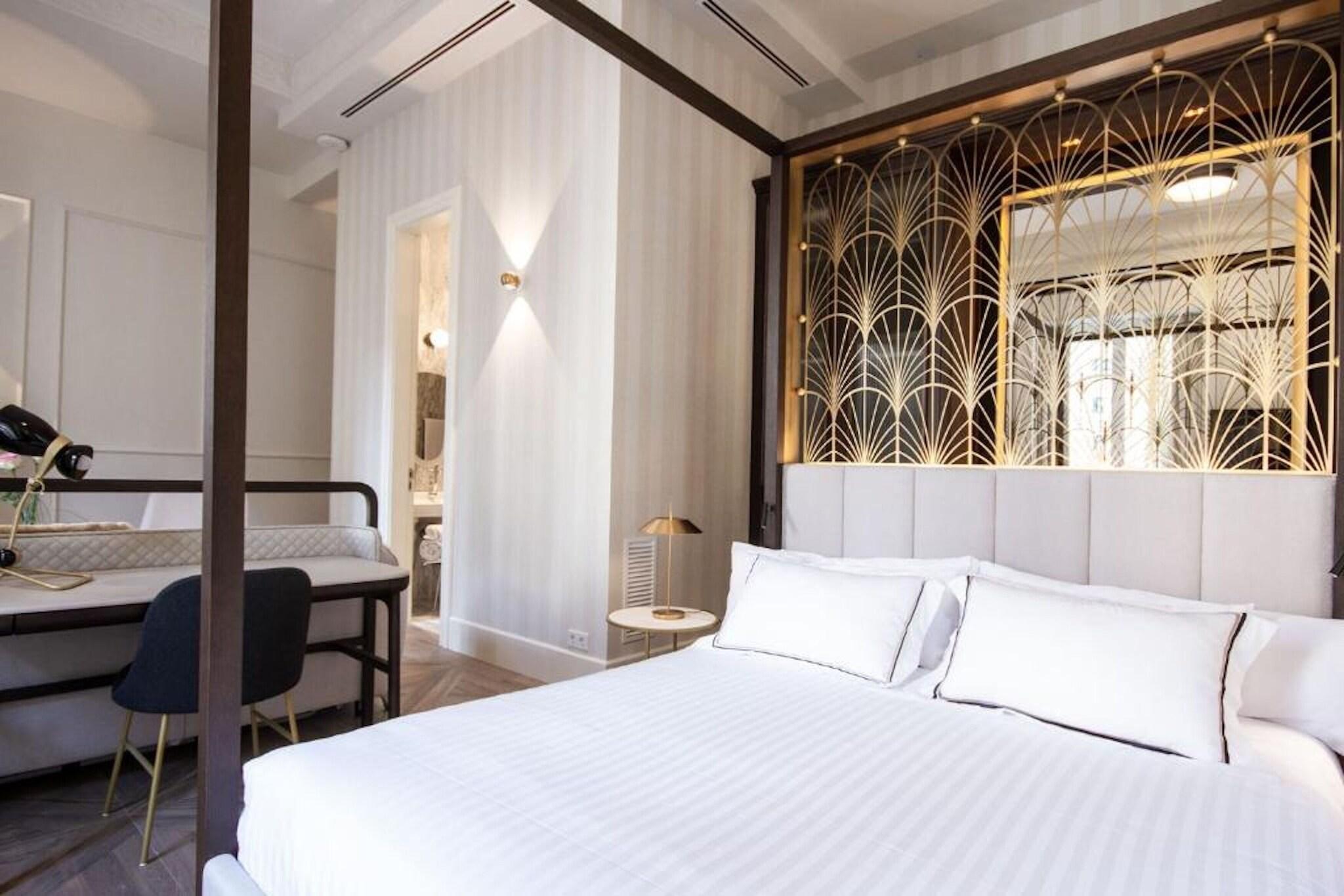 Junior Suite King Size Bed