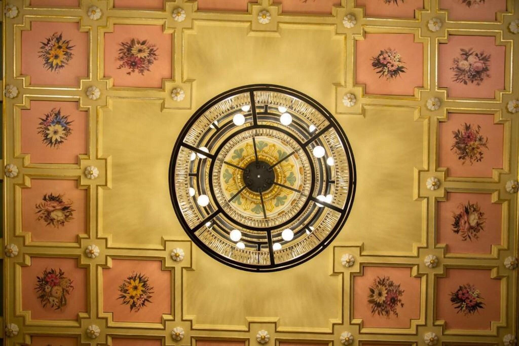 Double Queen Size Bed