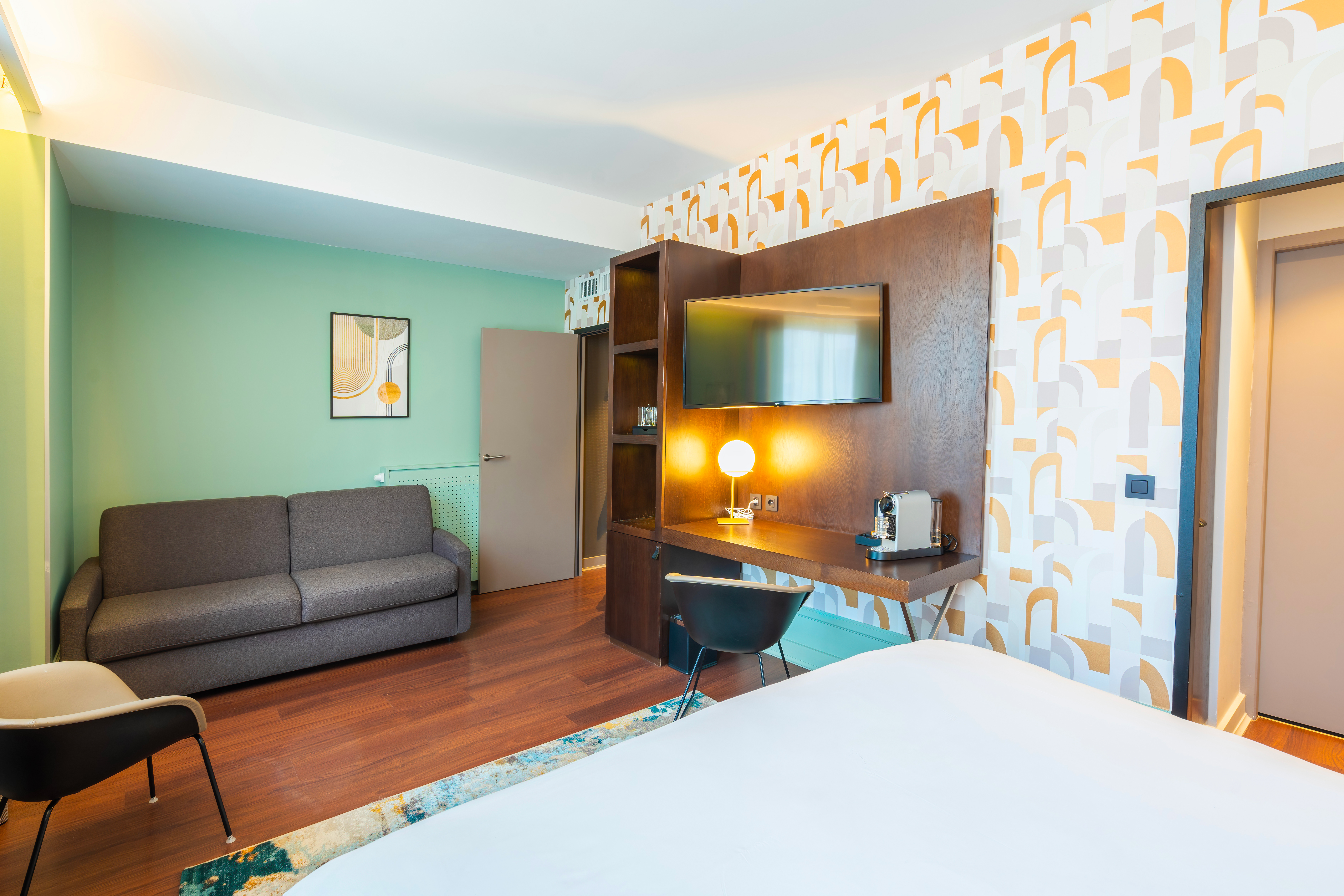 Family Room Superior