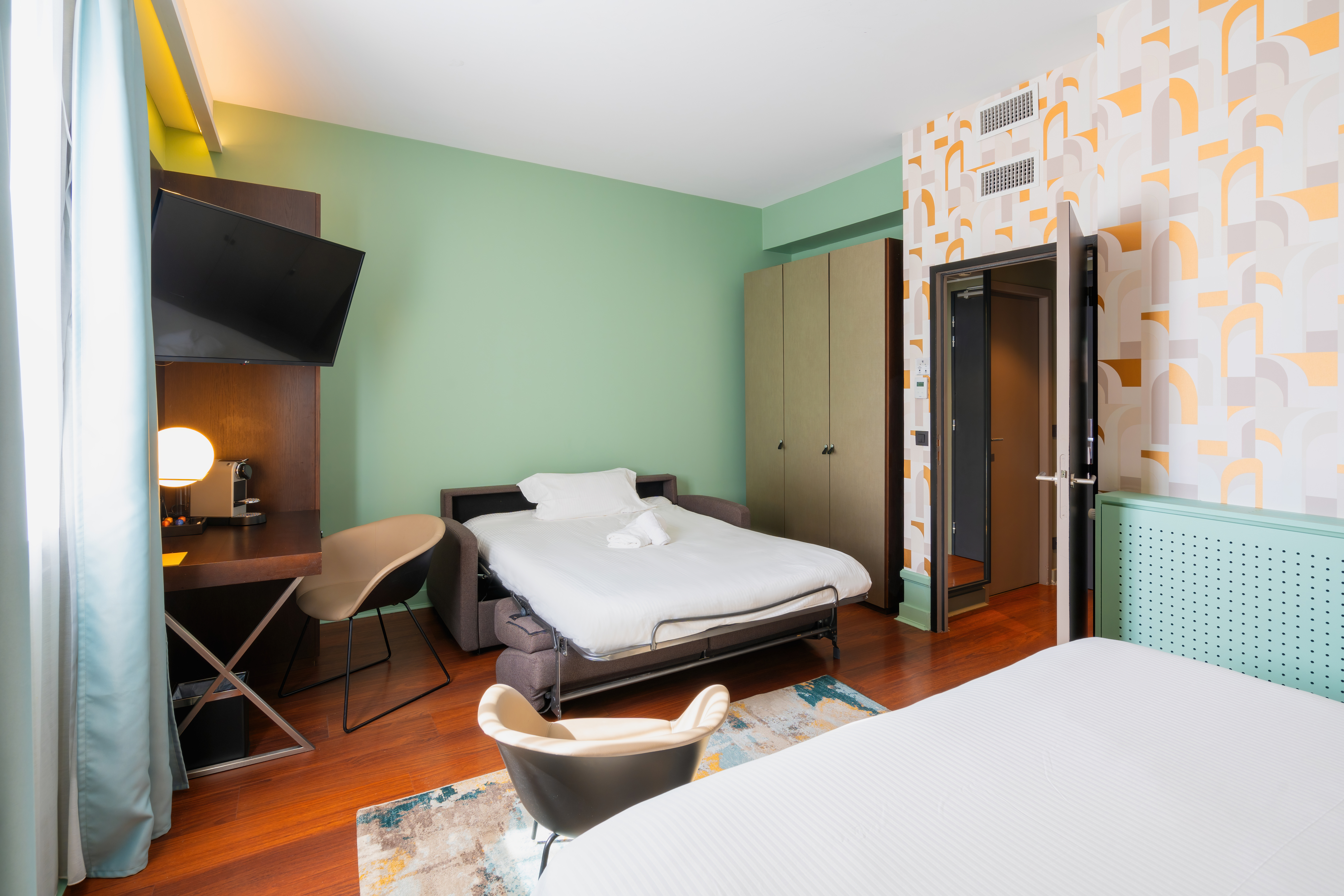 Family Room Superior