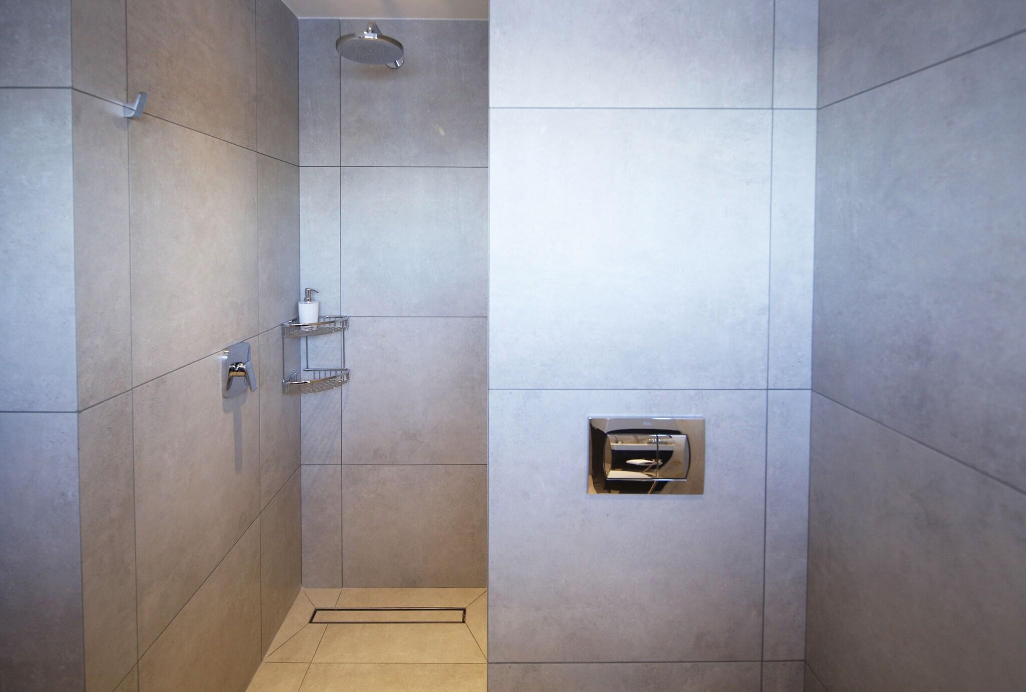 Junior Suite King Size Bed