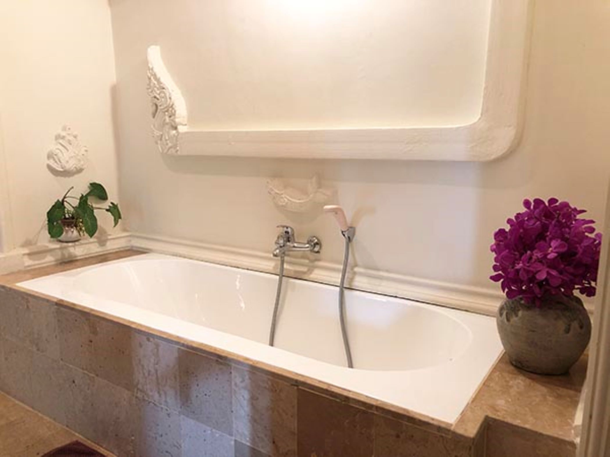 Double King Size Bed