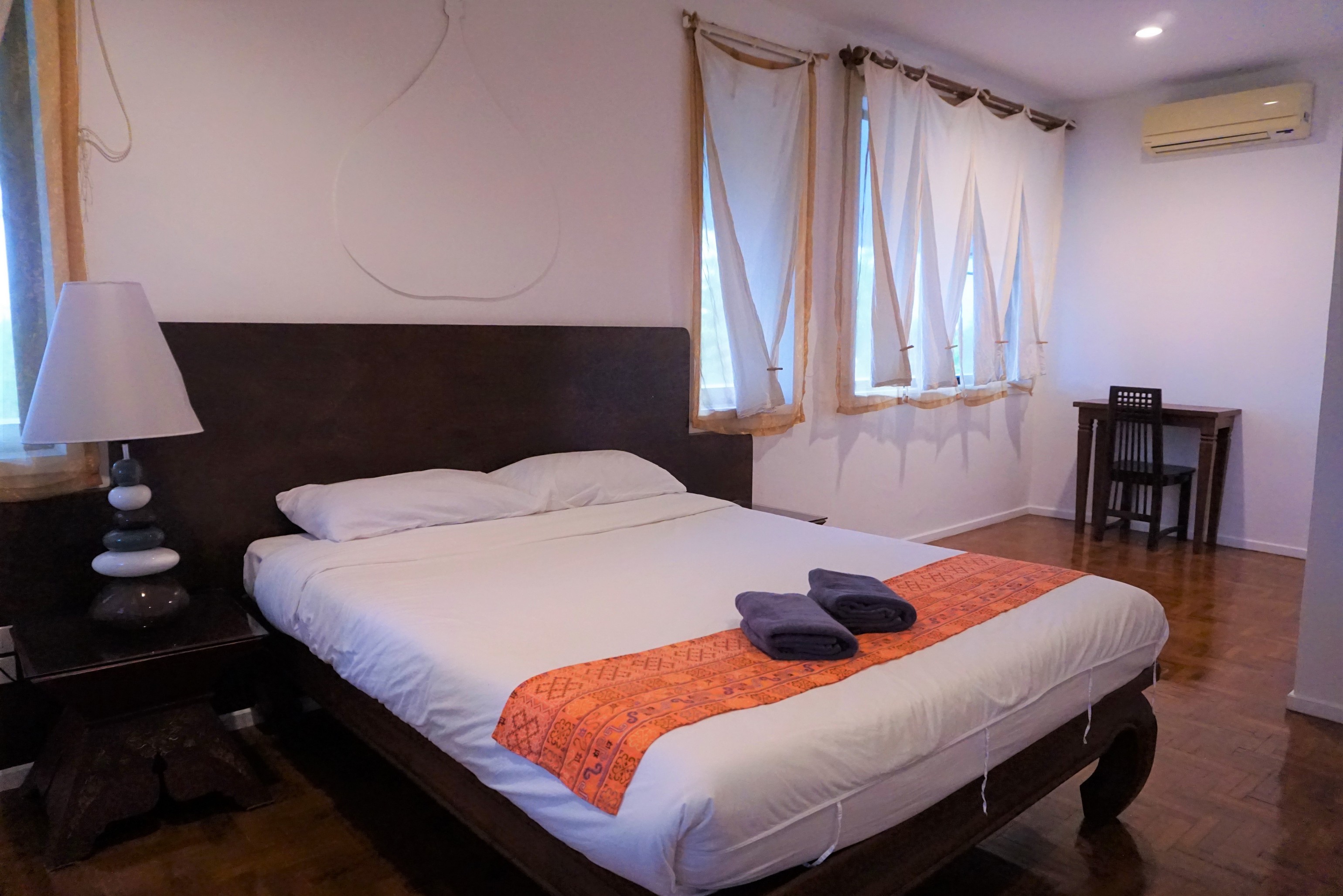 Double Deluxe King Bed