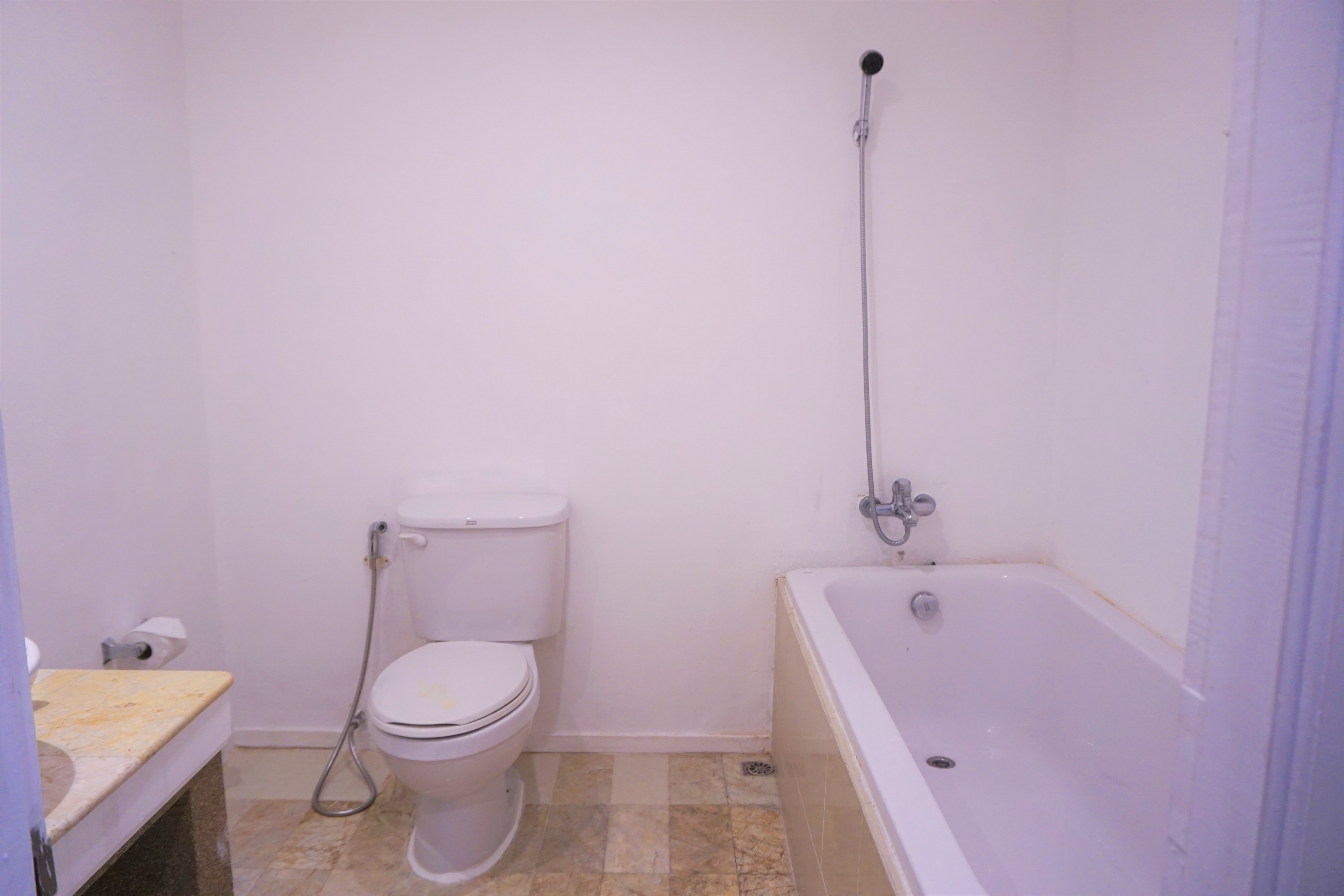 Double or Twin Queen Size Bed