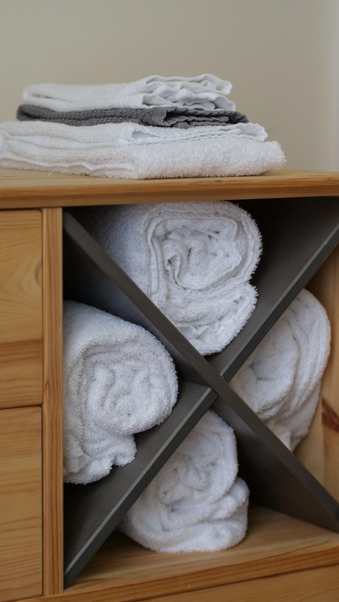 Quadruple with Shared Bathroom