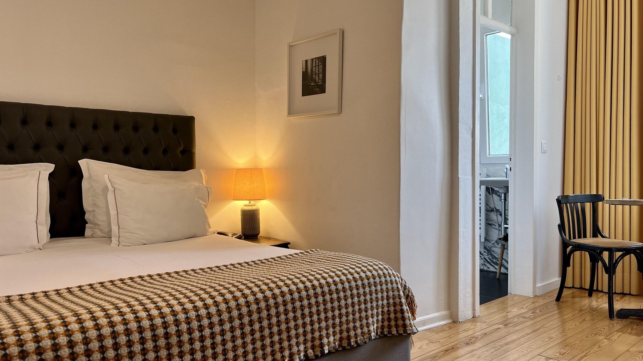 Double Superior Queen Bed