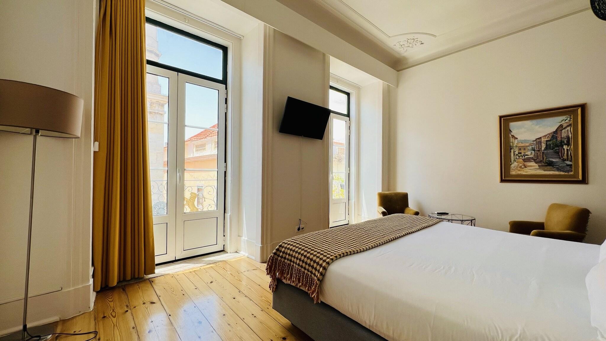 Double Superior Queen Bed