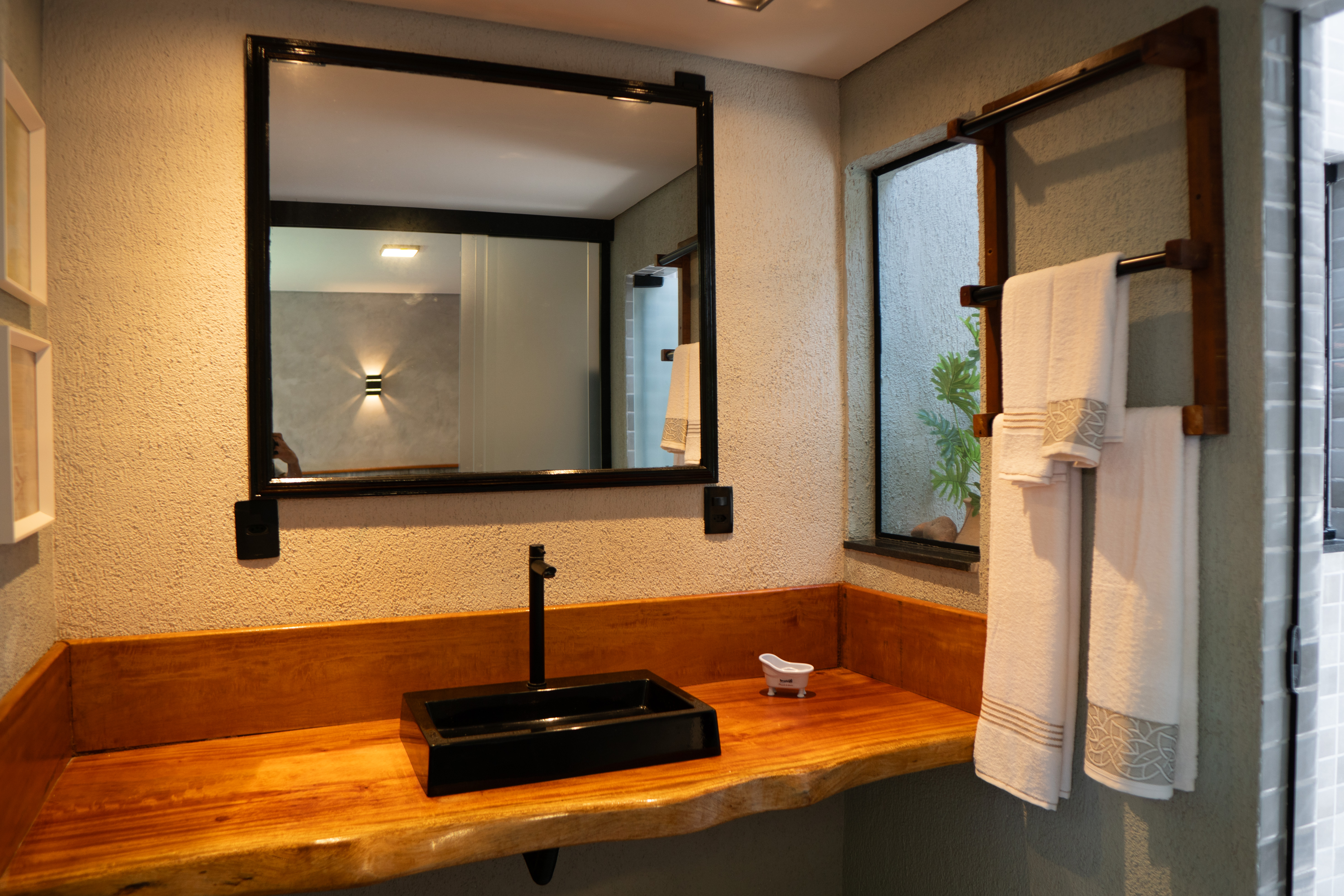 Suite Capacity 4