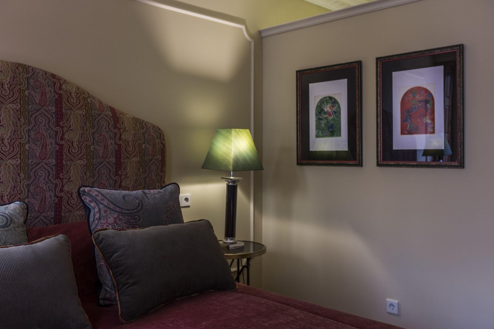 Suite Garden View King Bed