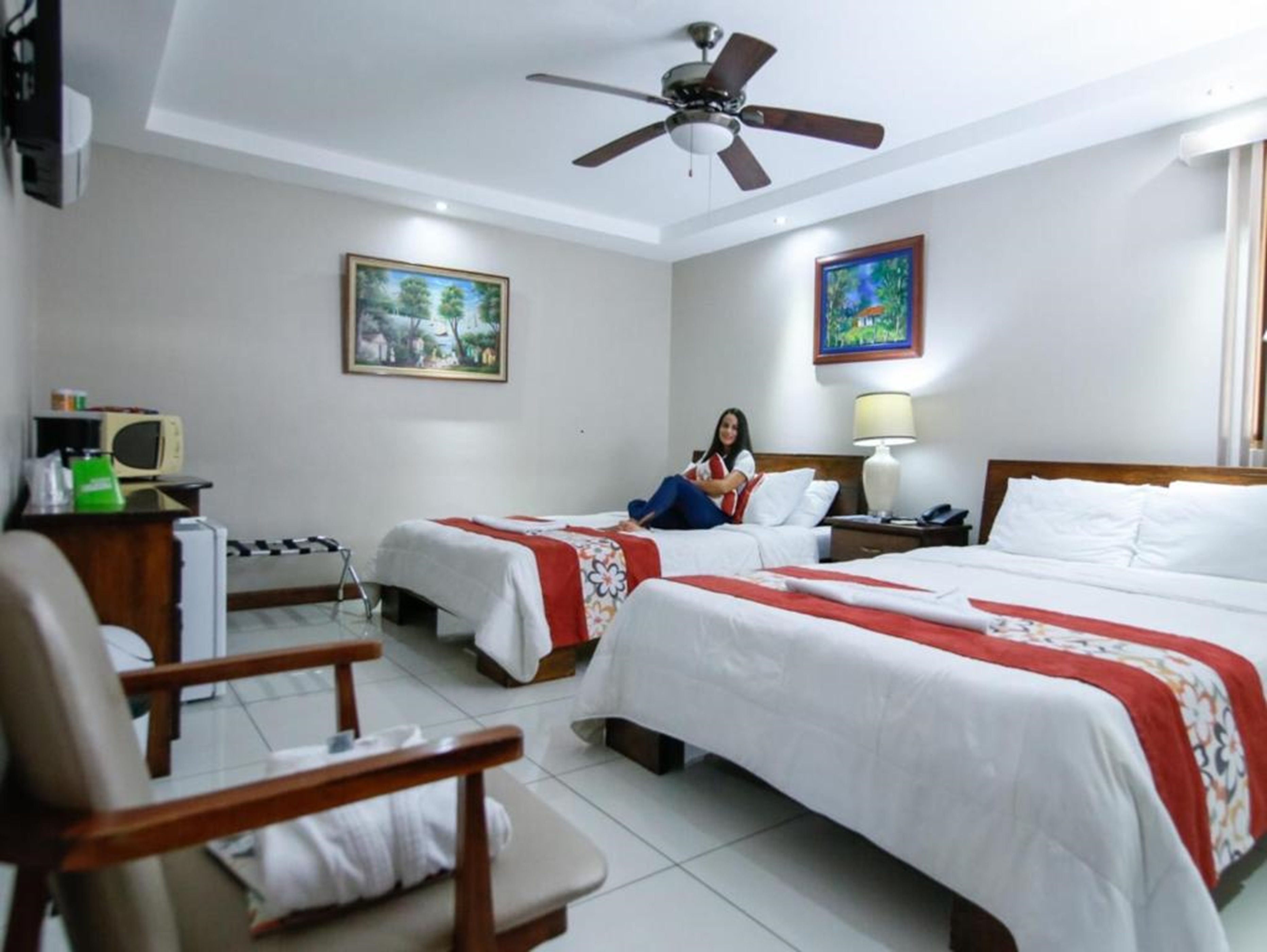 Double Deluxe Two Beds