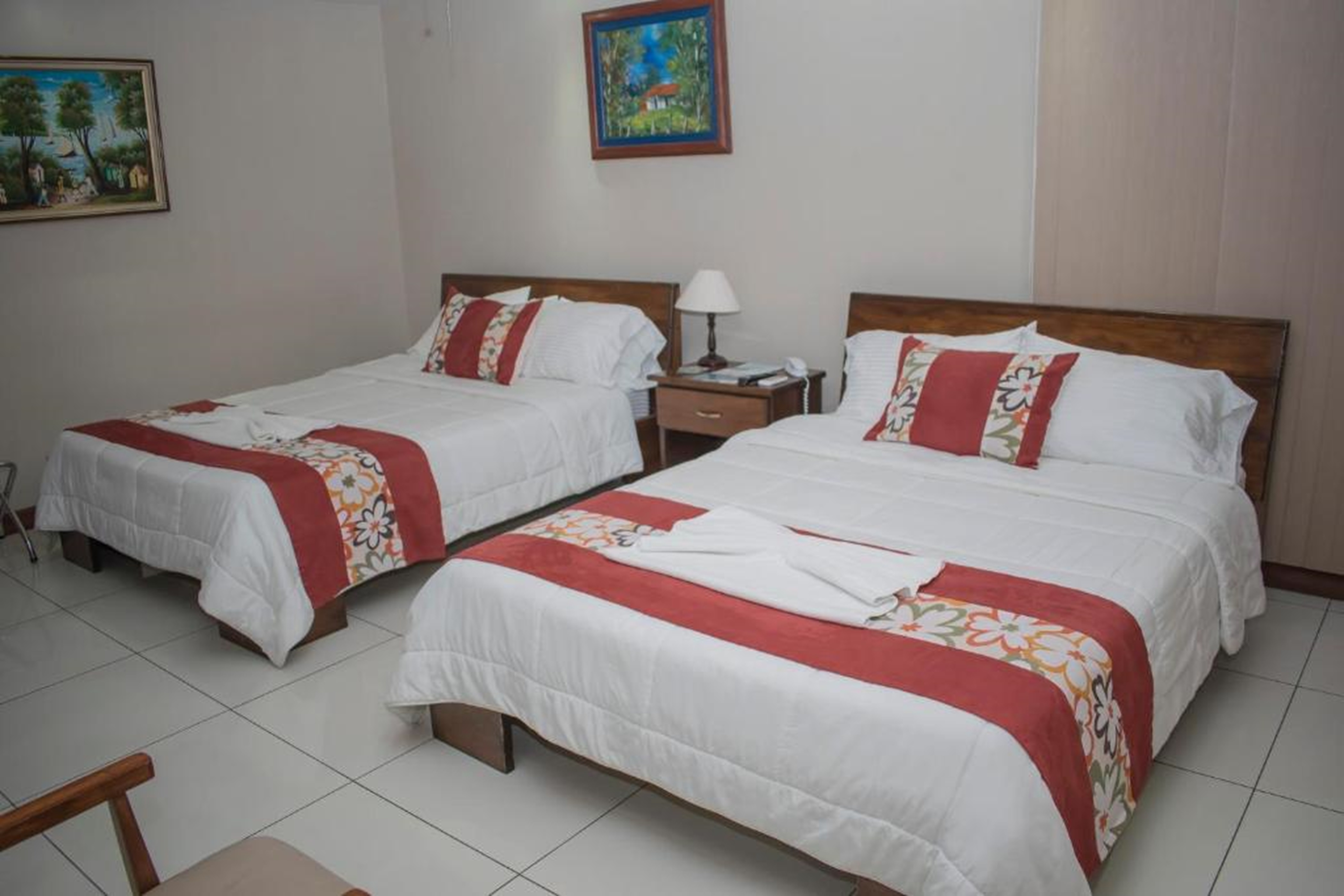 Double Deluxe Two Beds