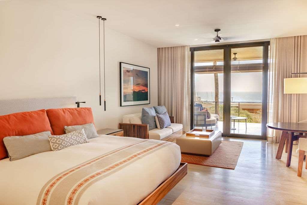 Home Three Bedrooms with Views