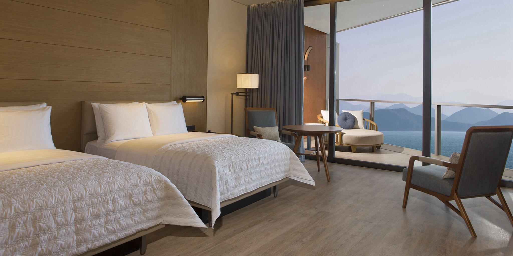 Quadruple Ocean View Two Double Beds