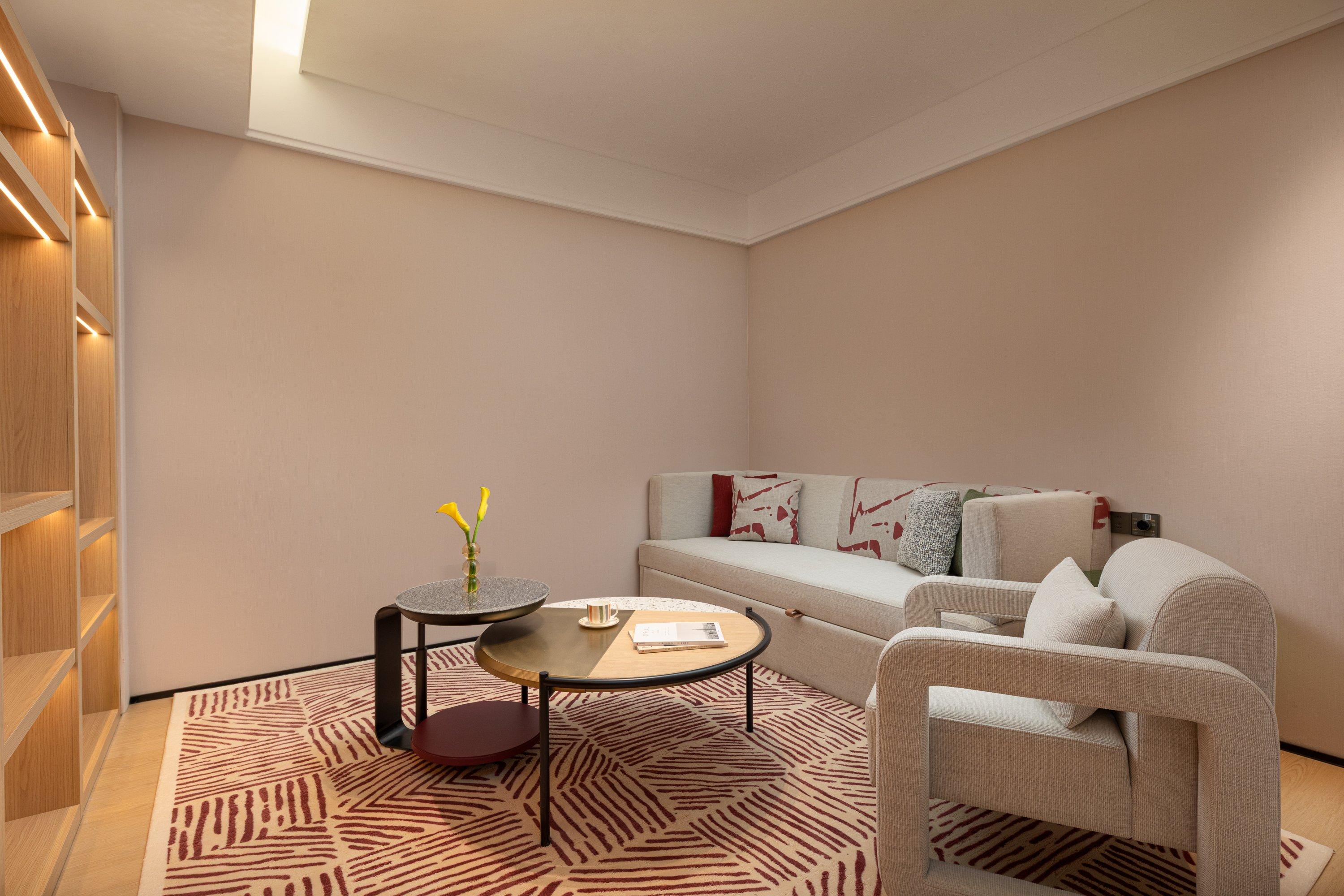 Suite Two Bedrooms with Kitchenette