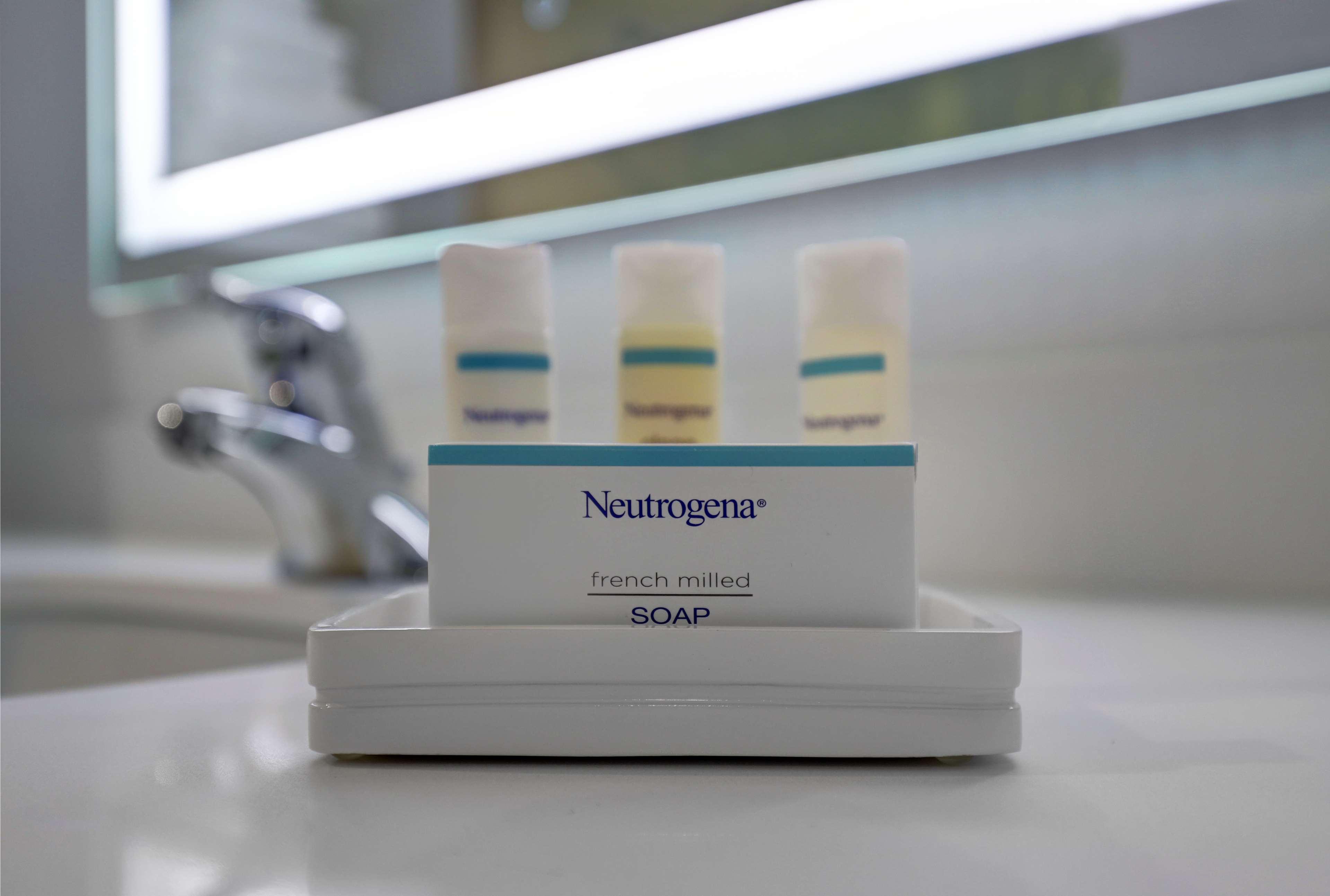 Double Accessible King Size Bed